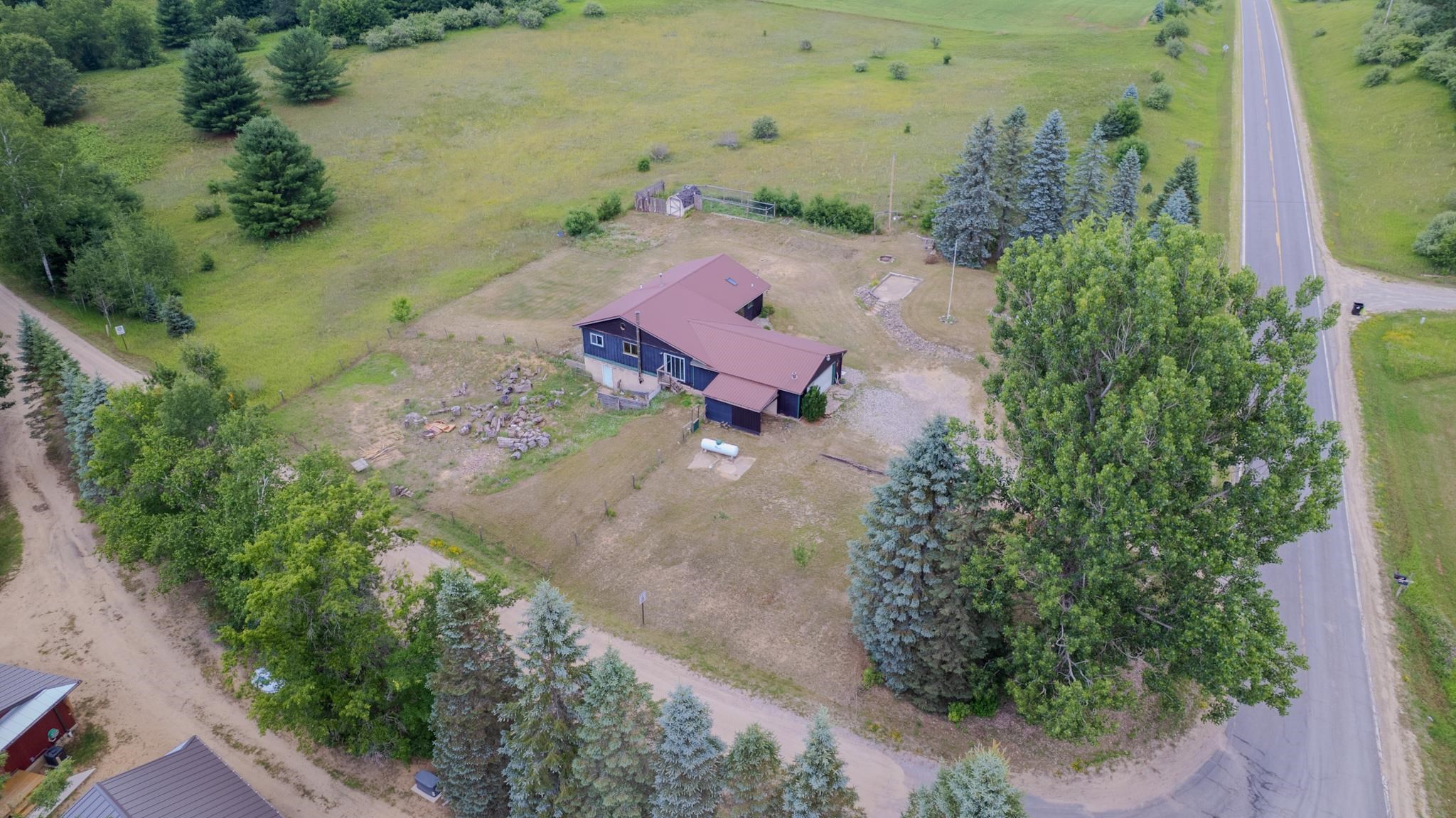 main property photo 42