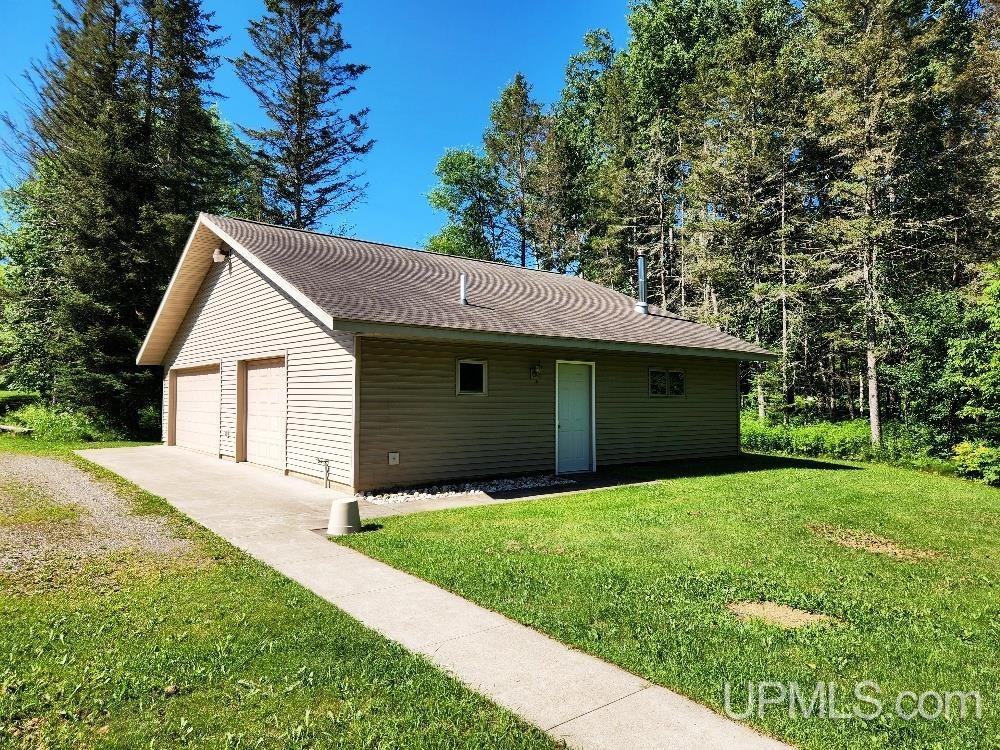 main property photo 59