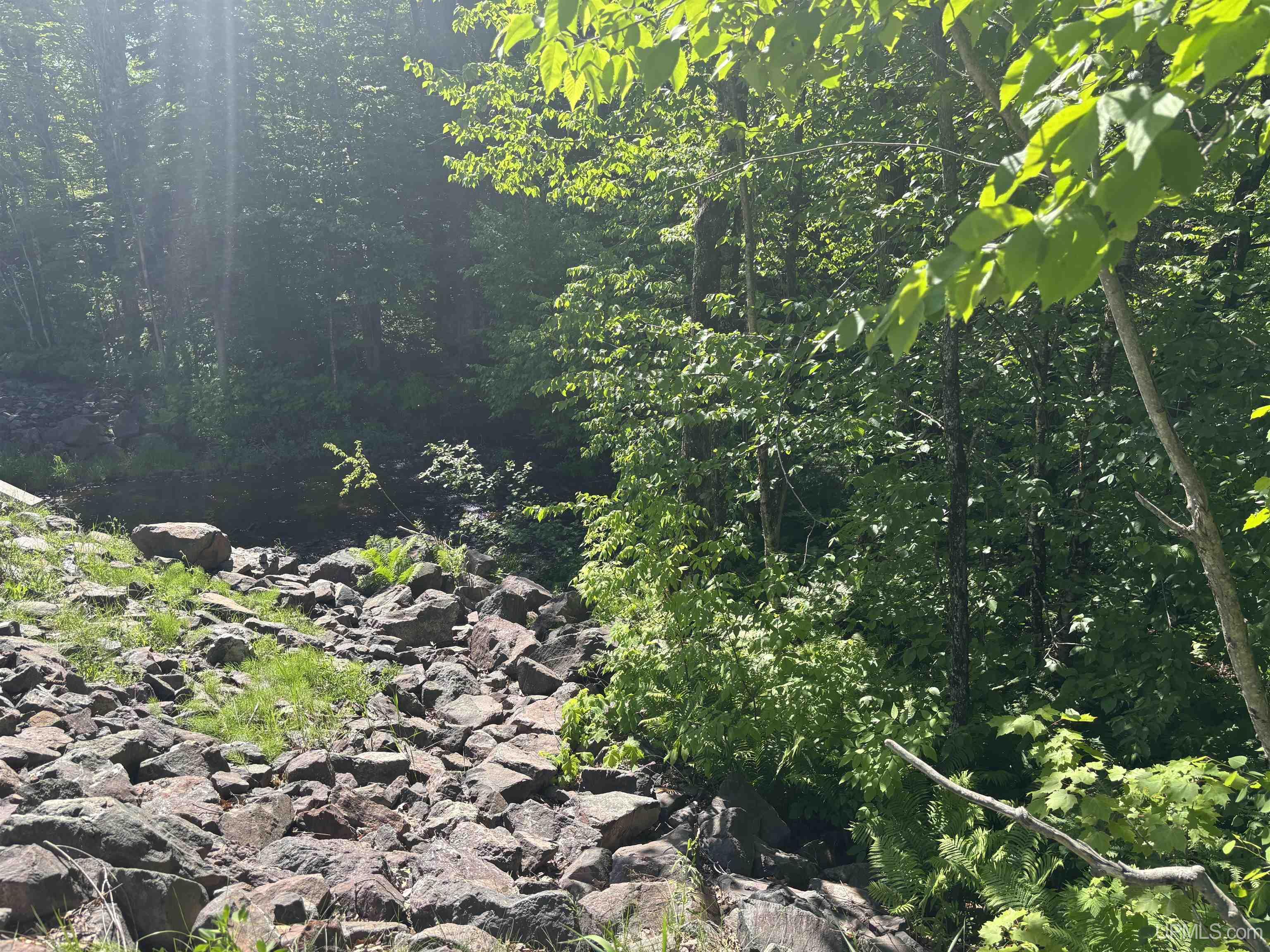 main property photo 12
