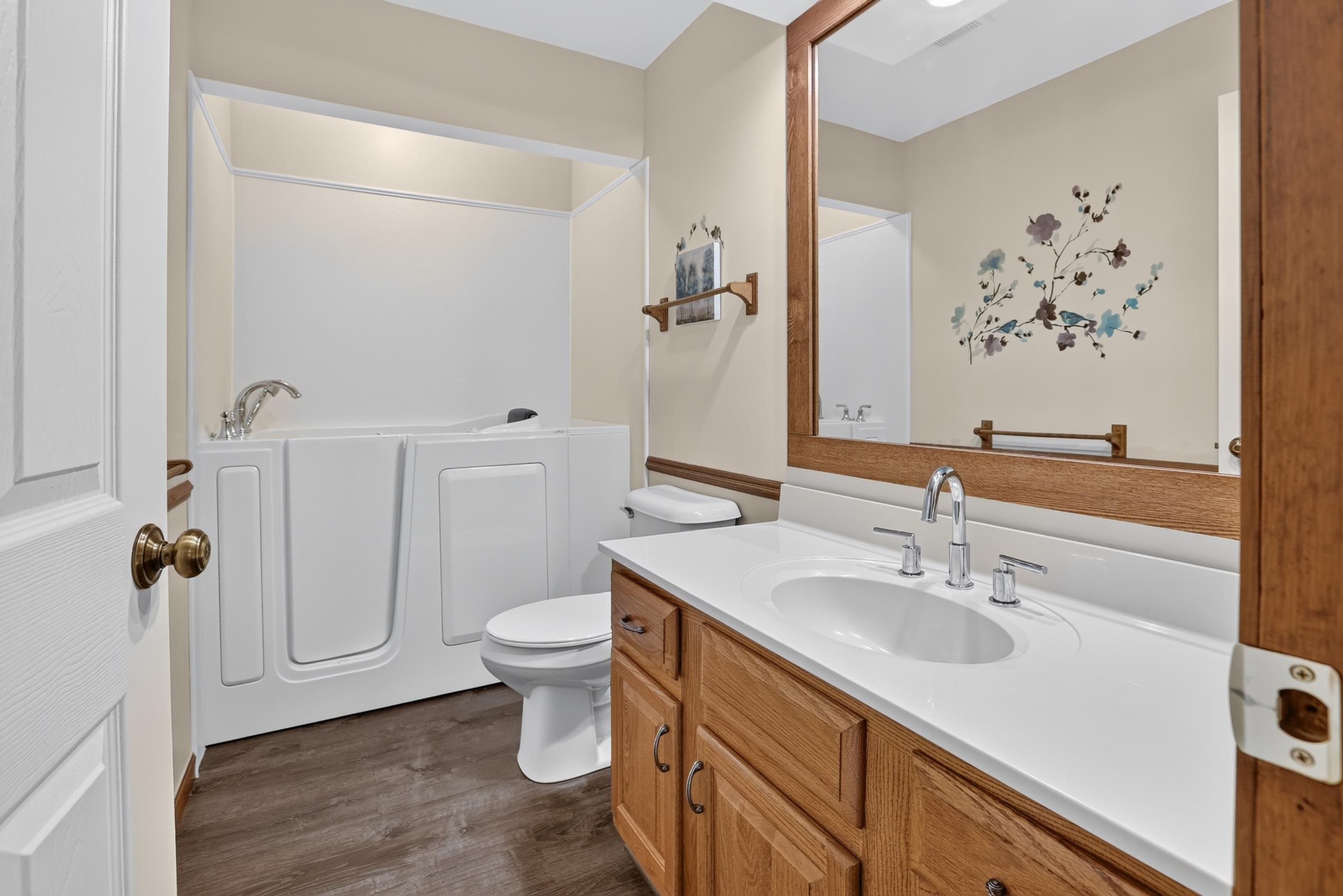 main property photo 19