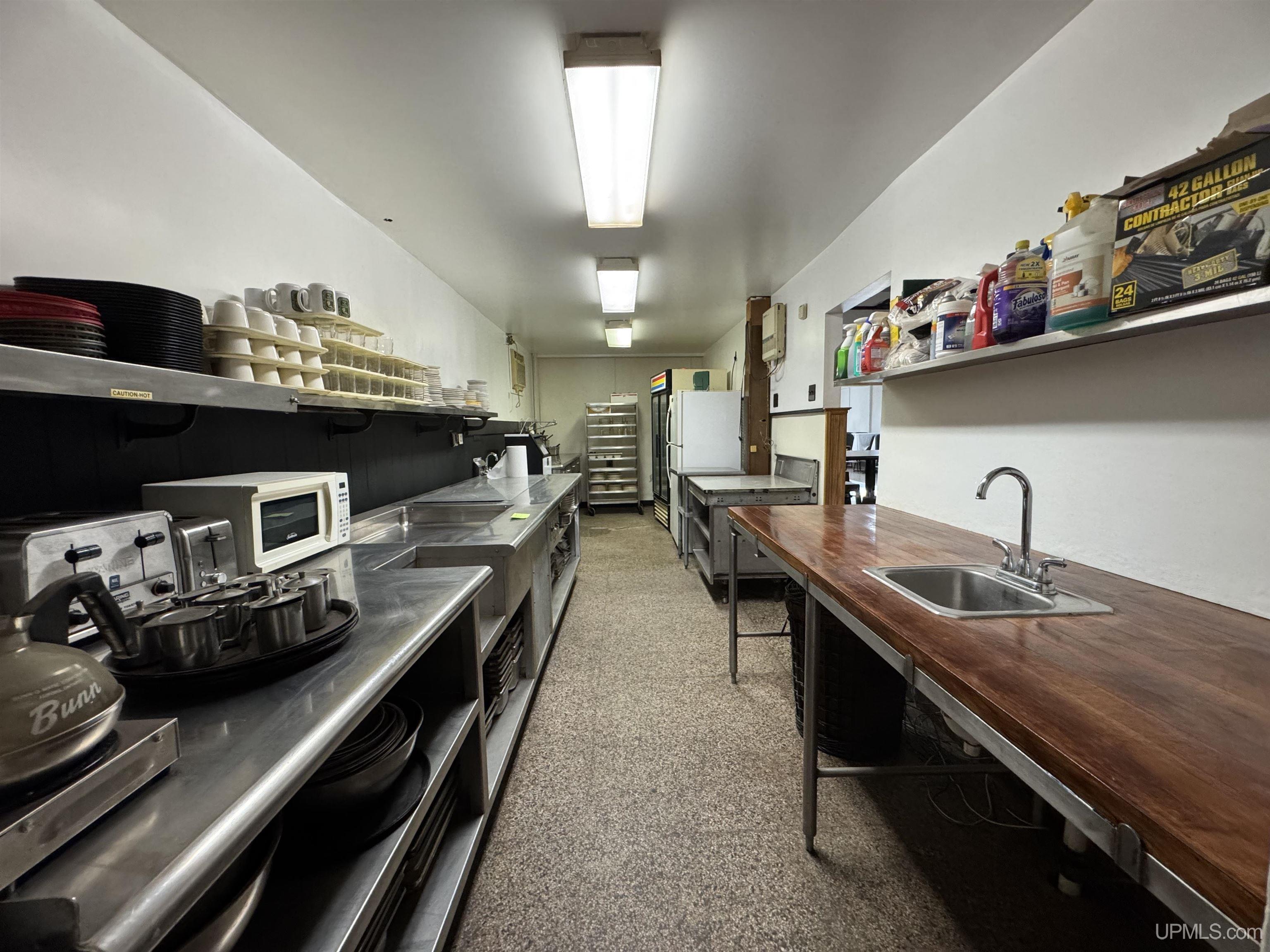 main property photo 26