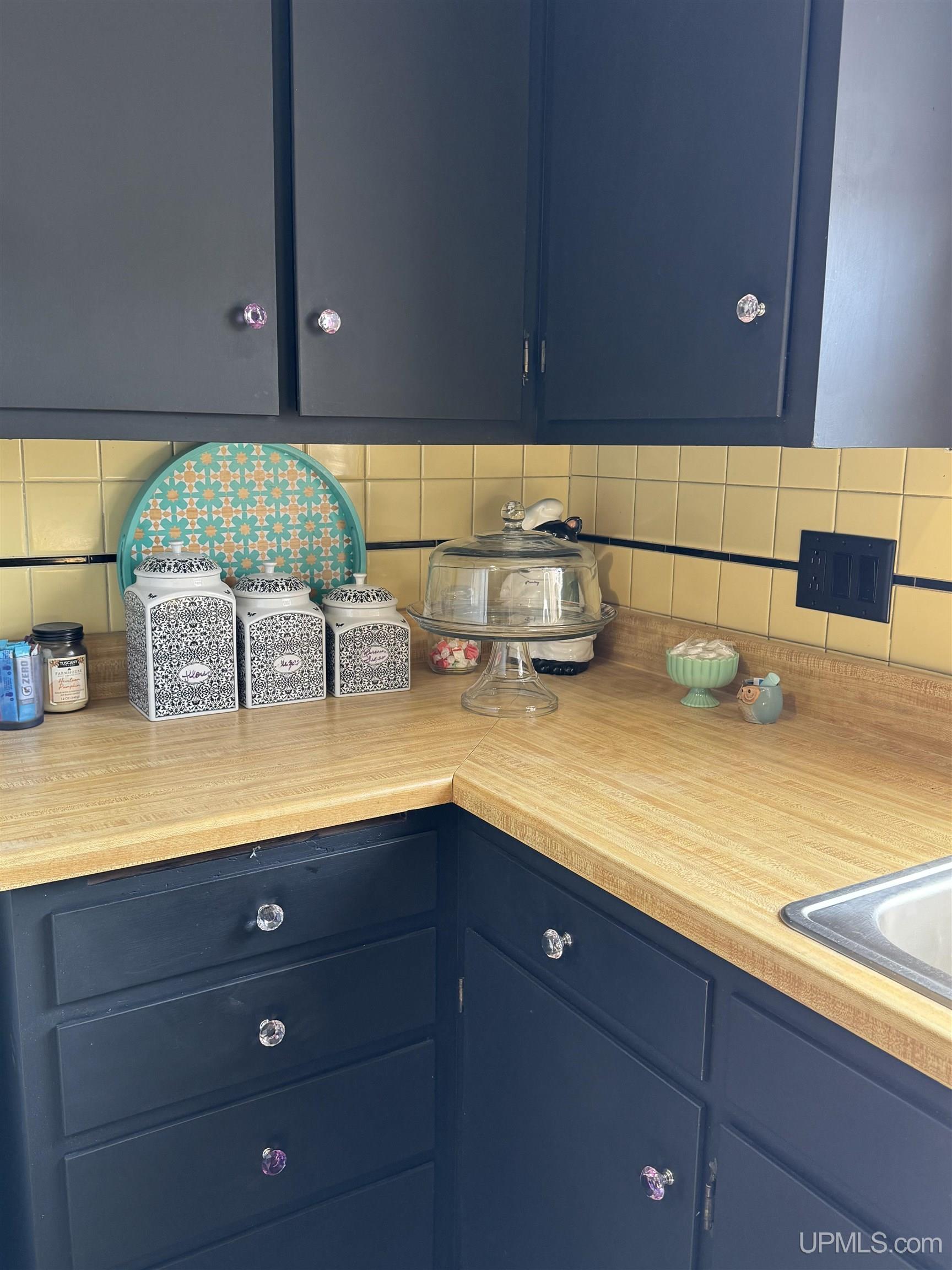 main property photo 66