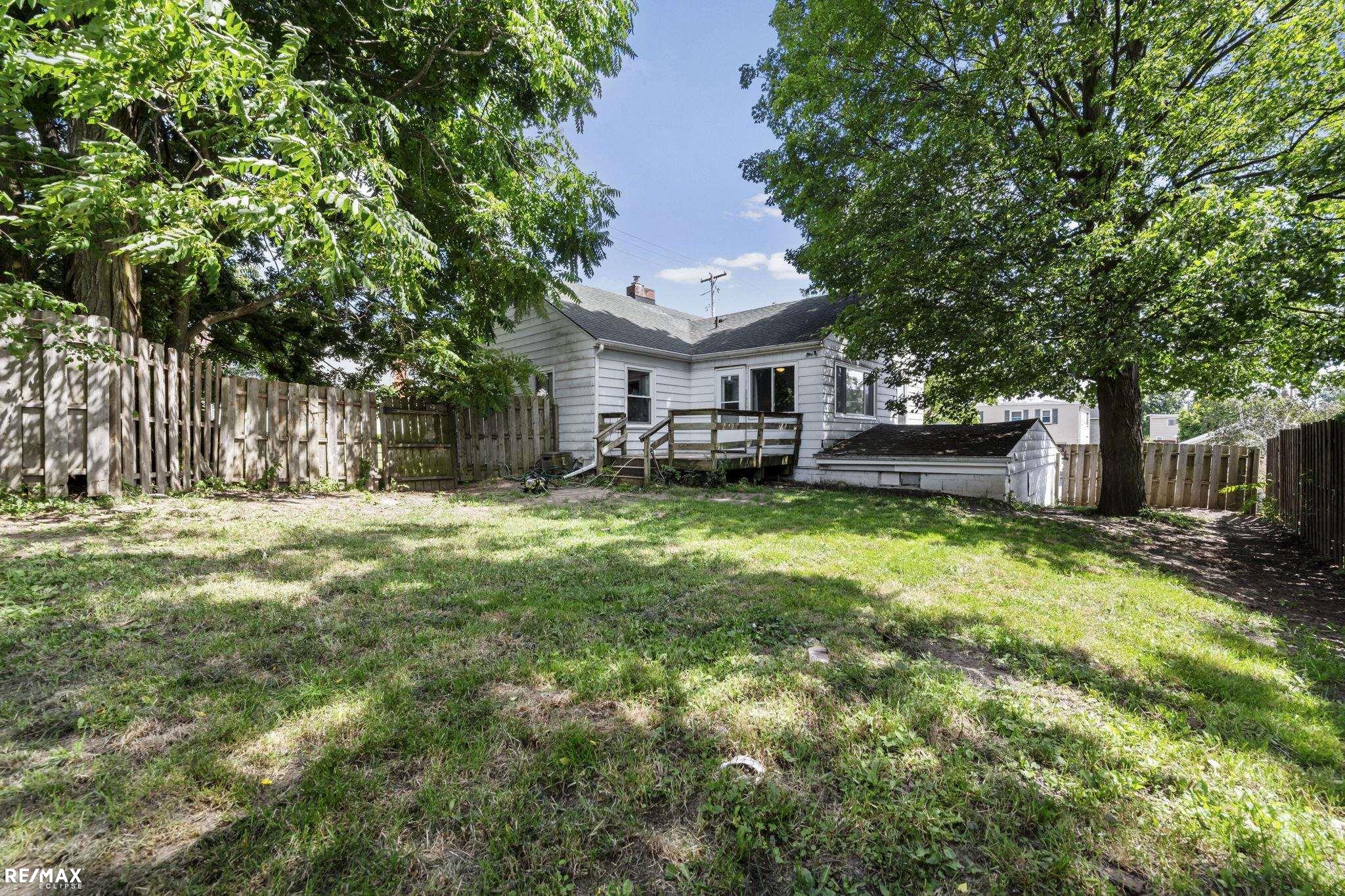 main property photo 34