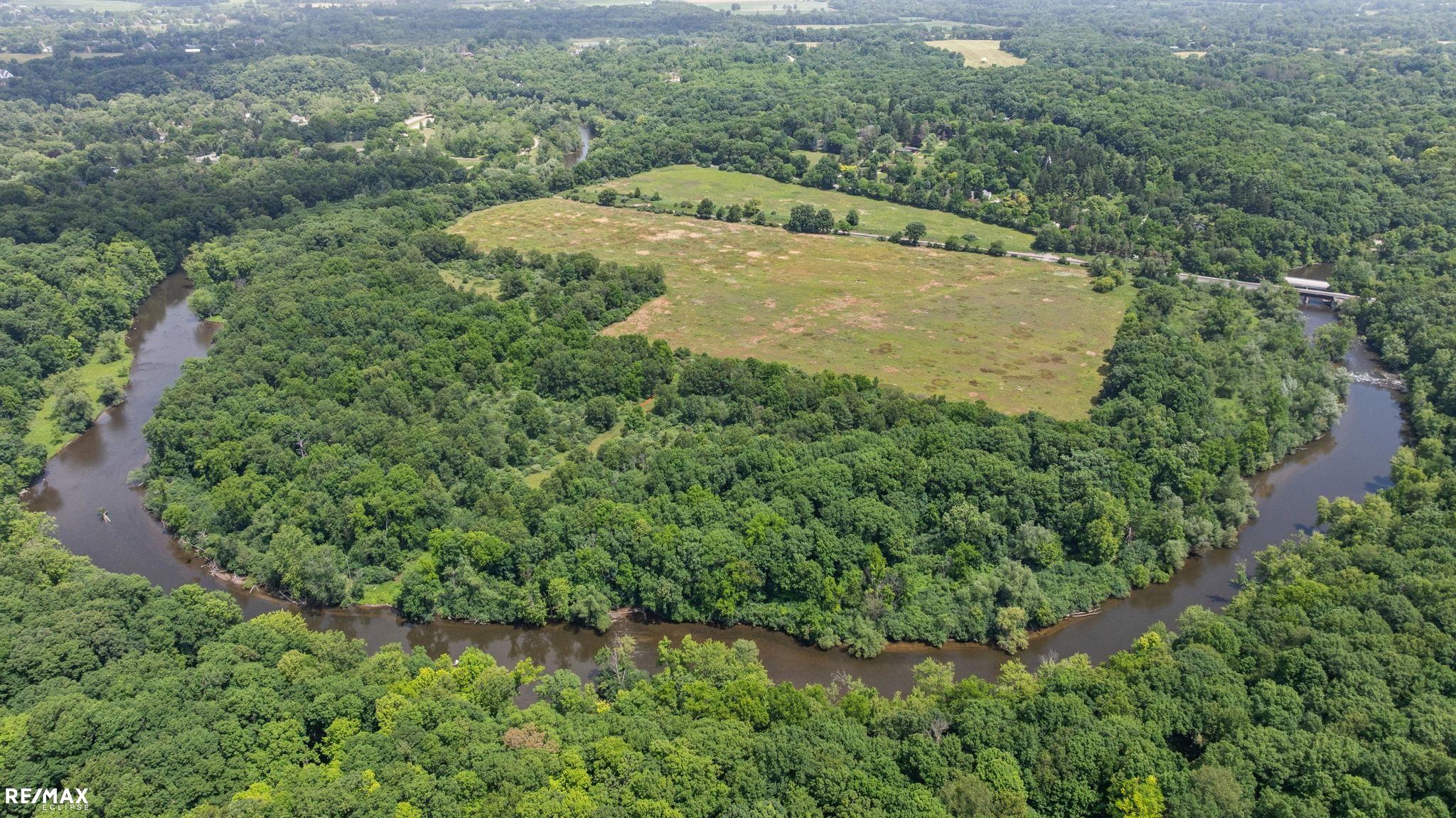 main property photo 16
