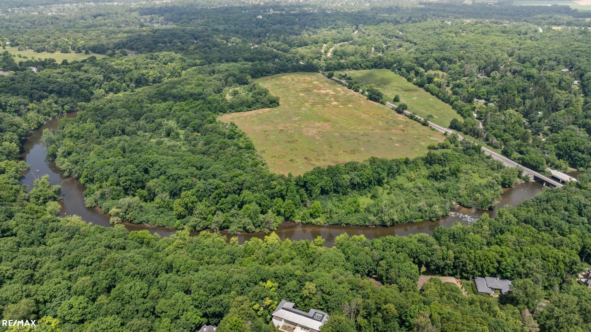 main property photo 19