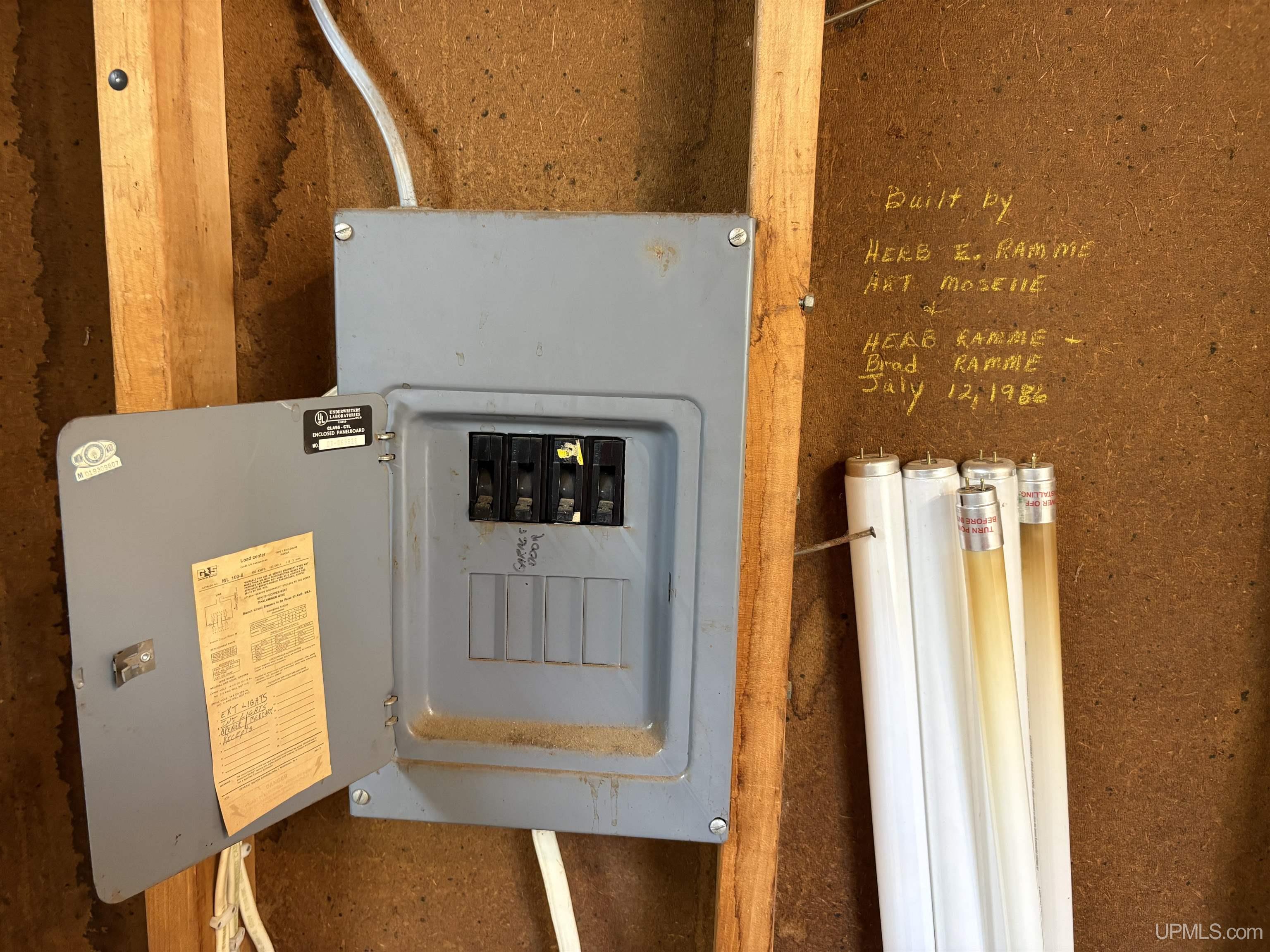 main property photo 35