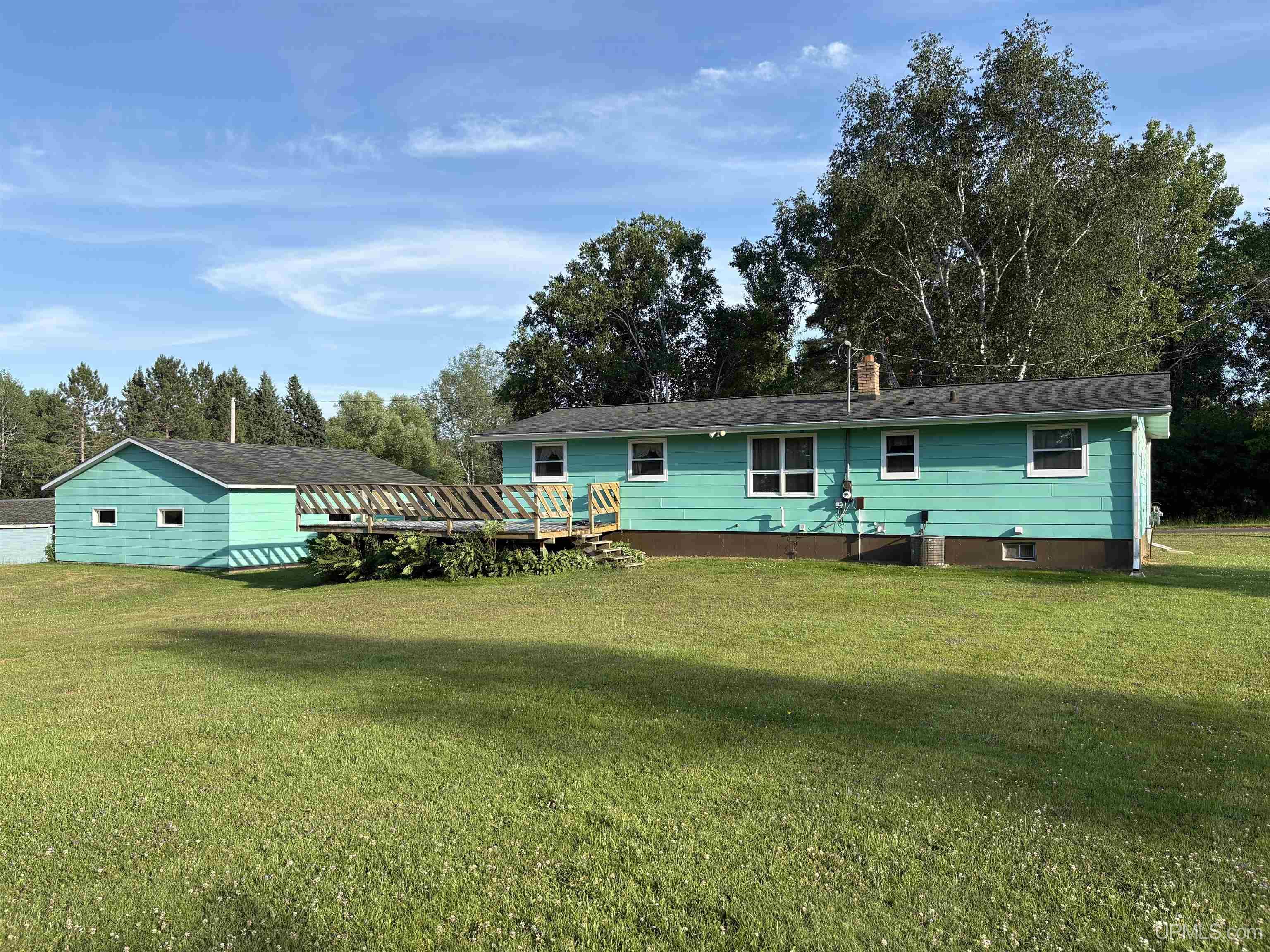 main property photo 38