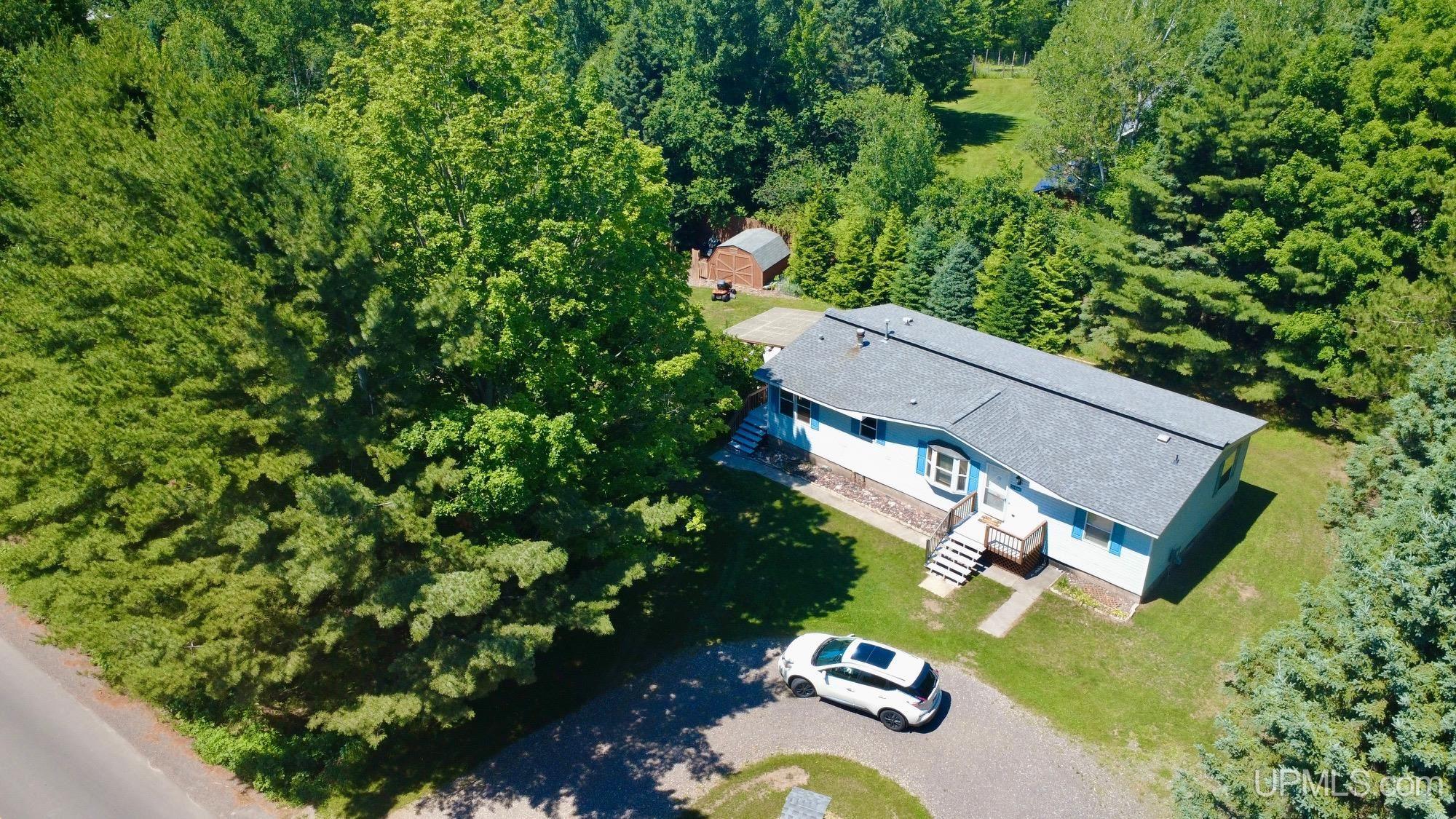 main property photo 5