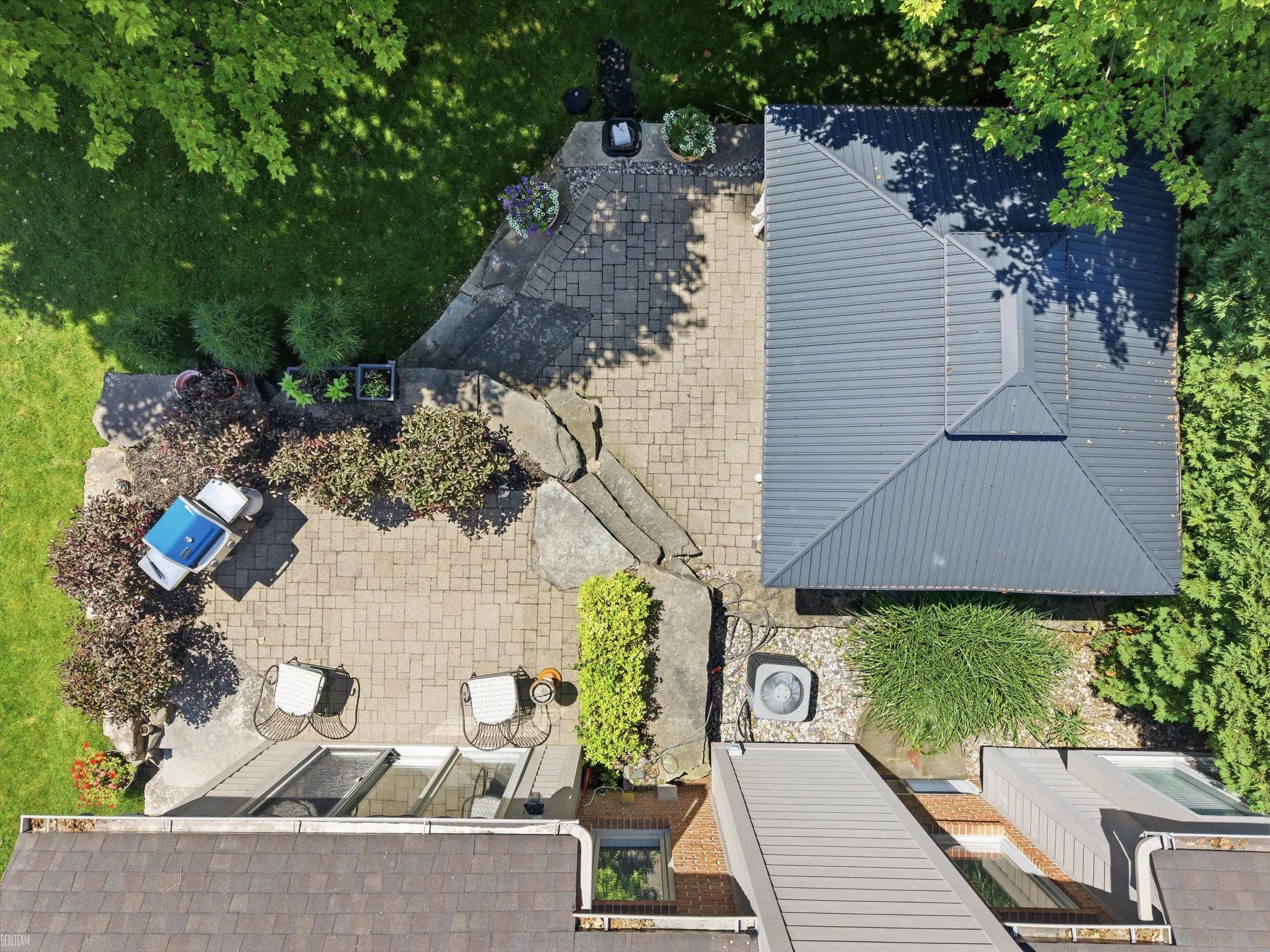 main property photo 56