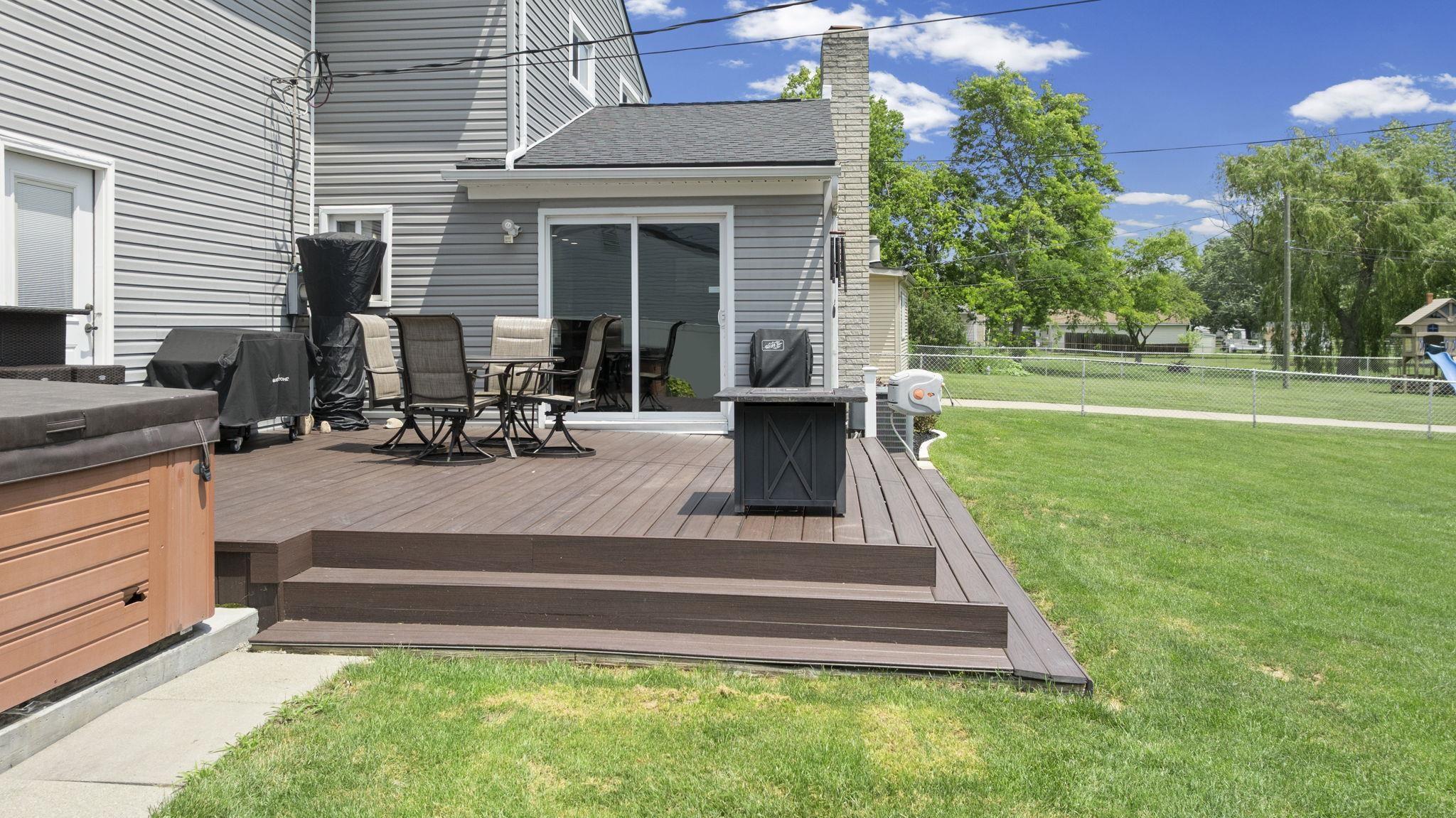 main property photo 33