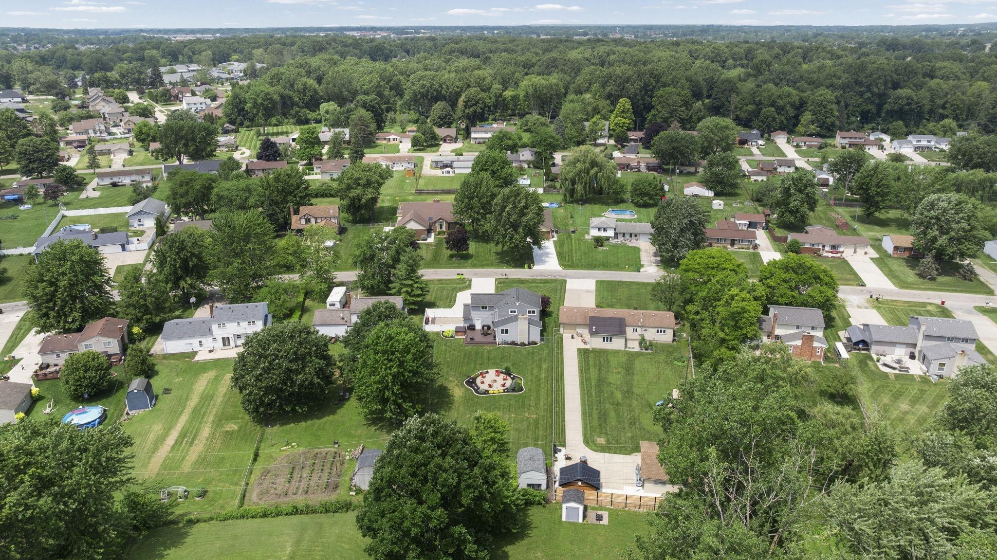 main property photo 45