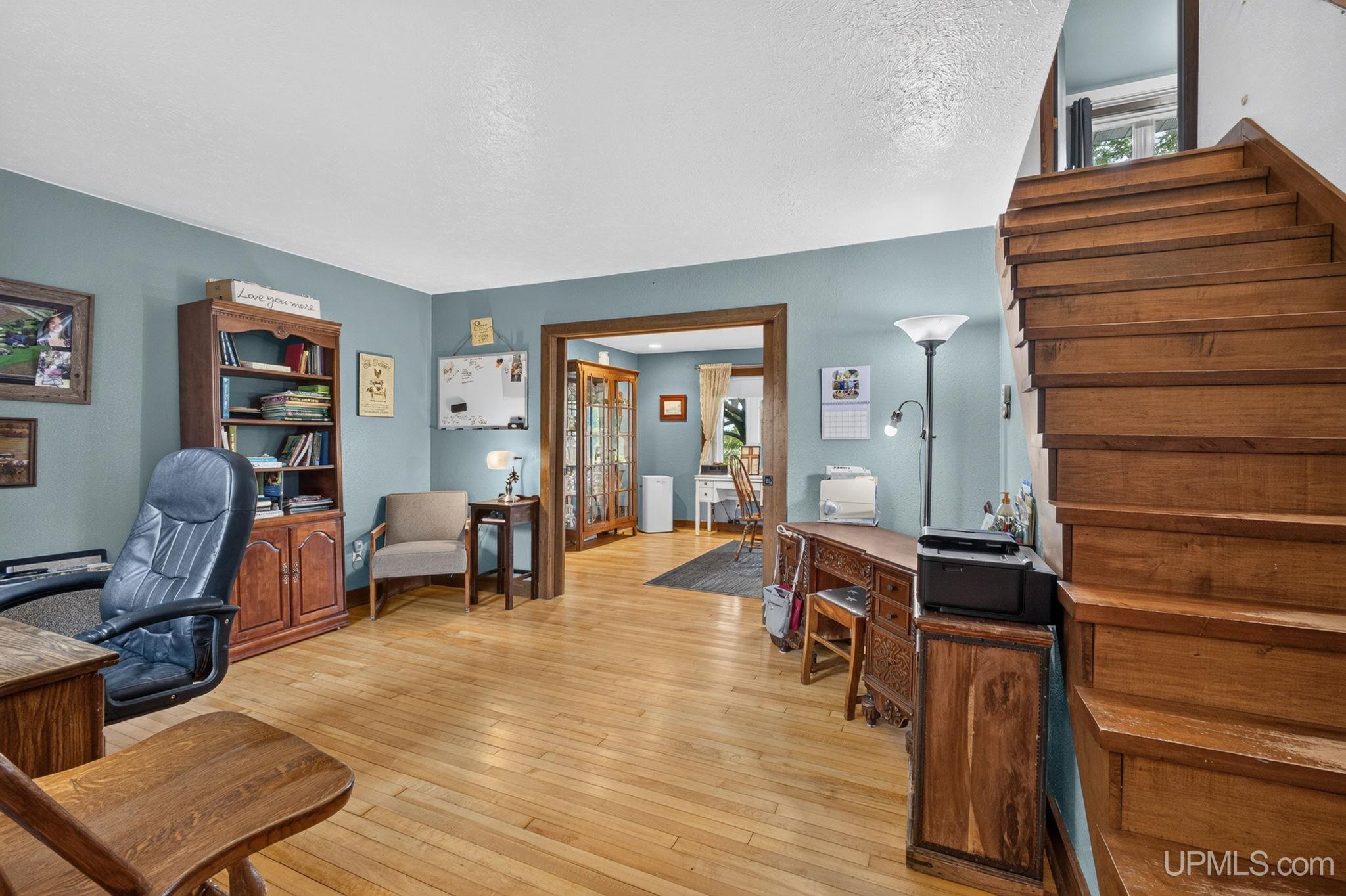main property photo 15