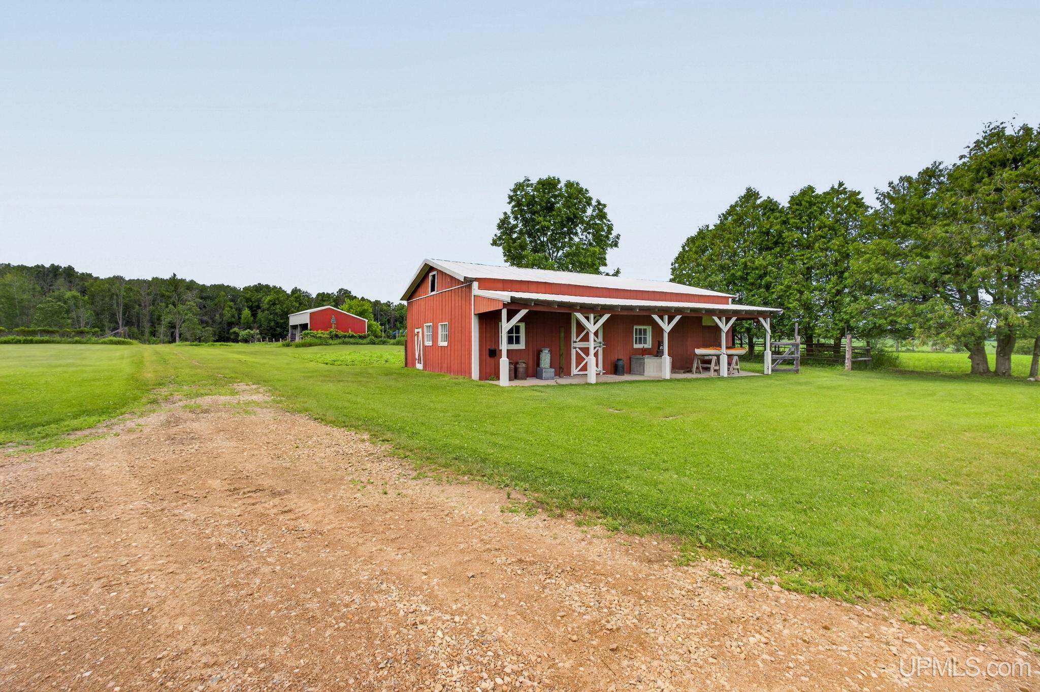 main property photo 42