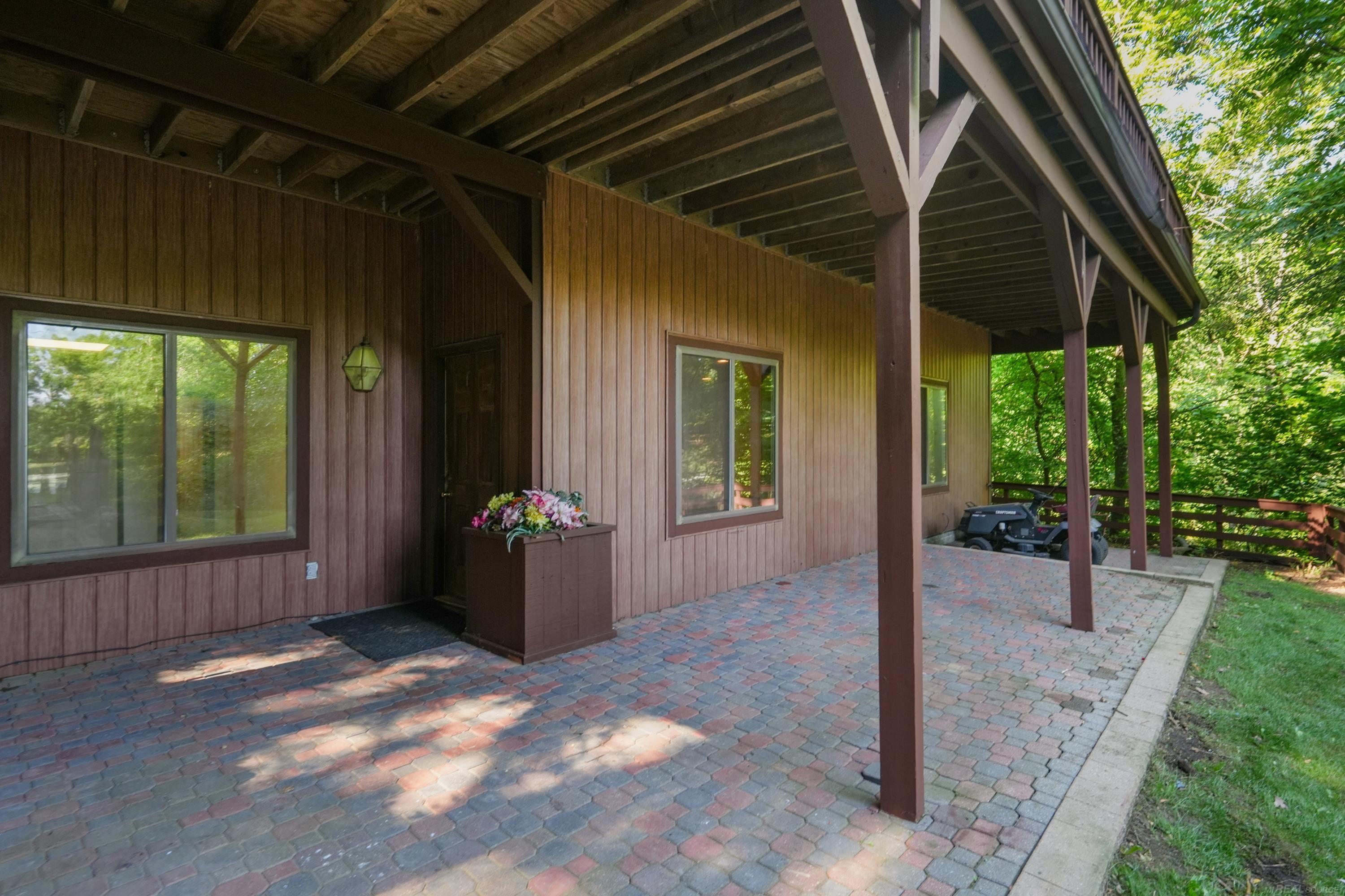 main property photo 70
