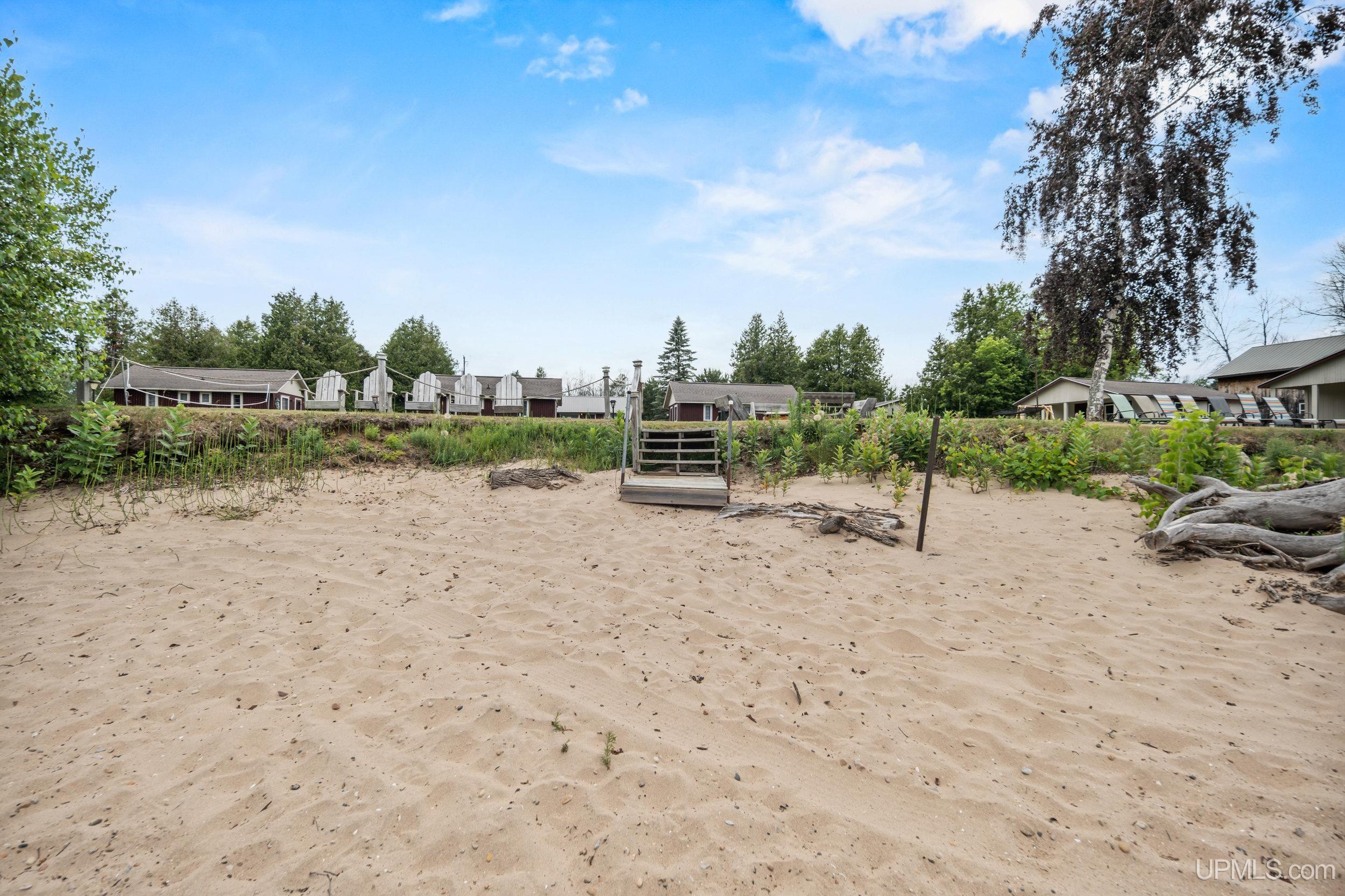 main property photo 90