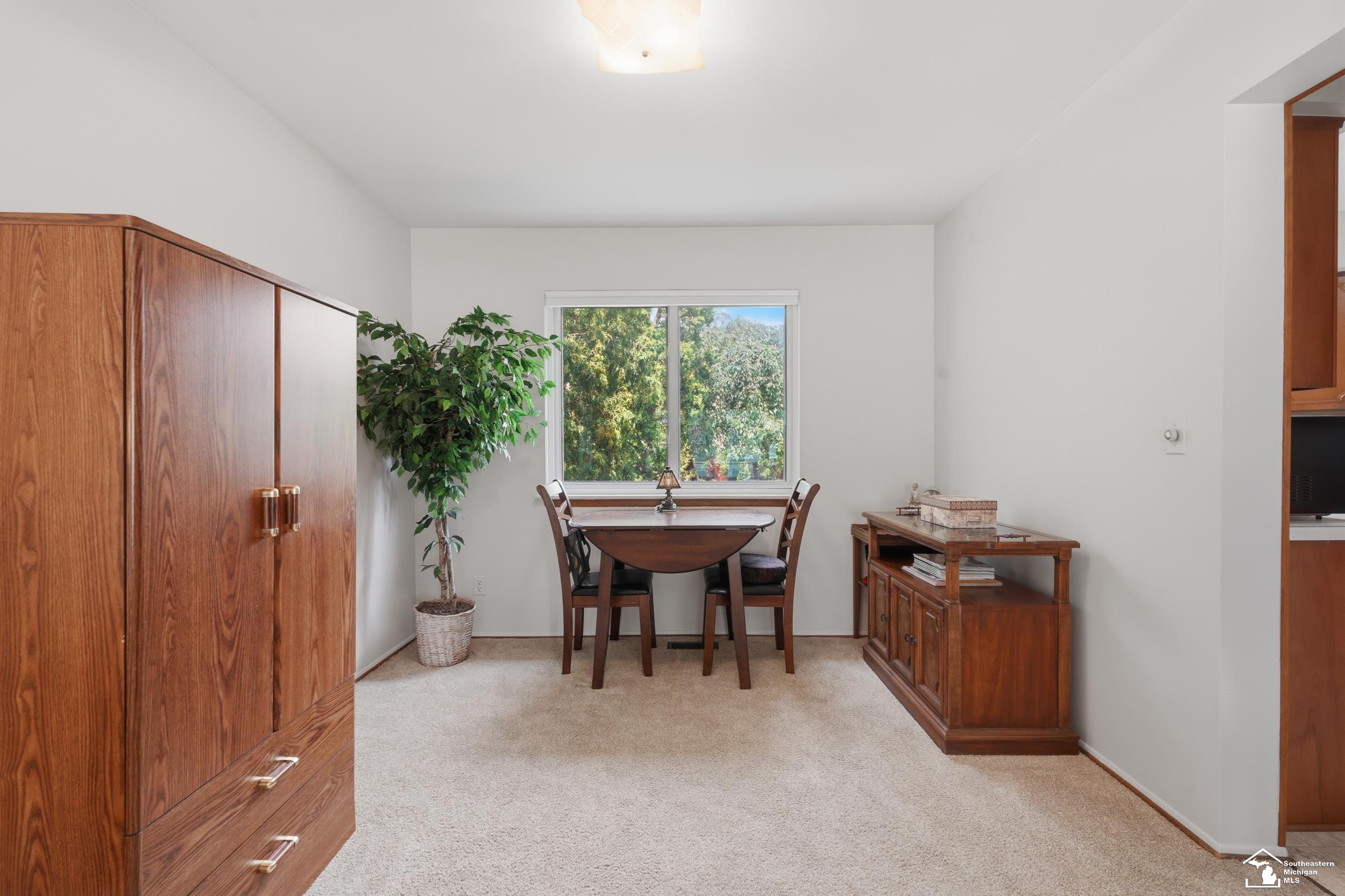 property viewer photo 10