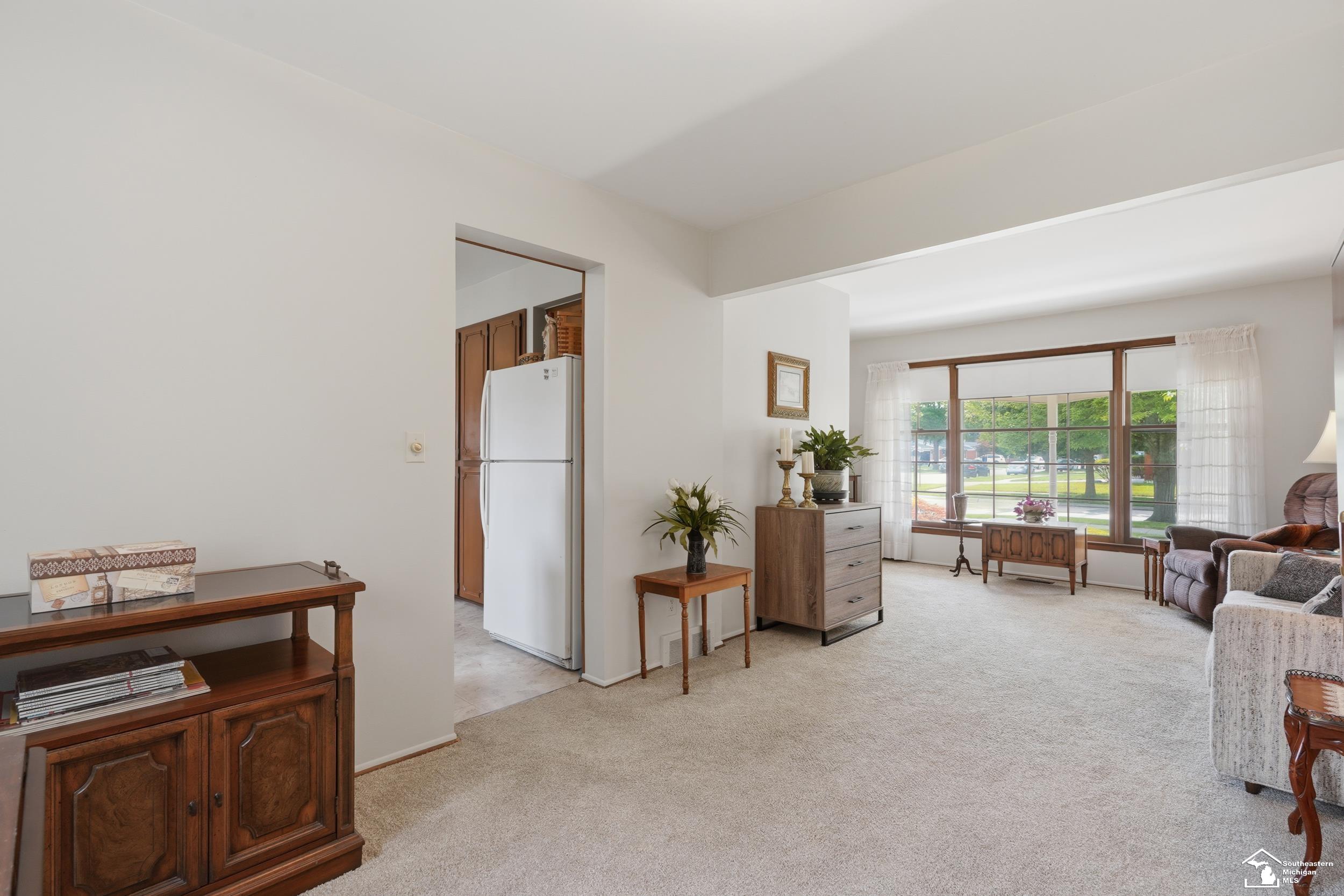 property viewer photo 12