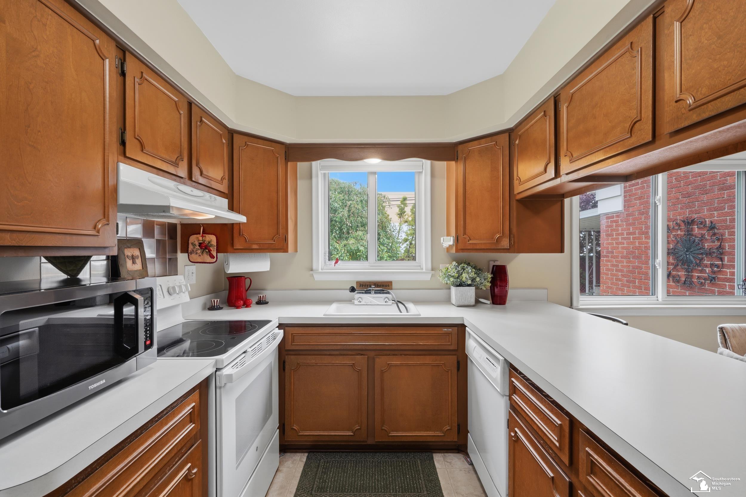 property viewer photo 14