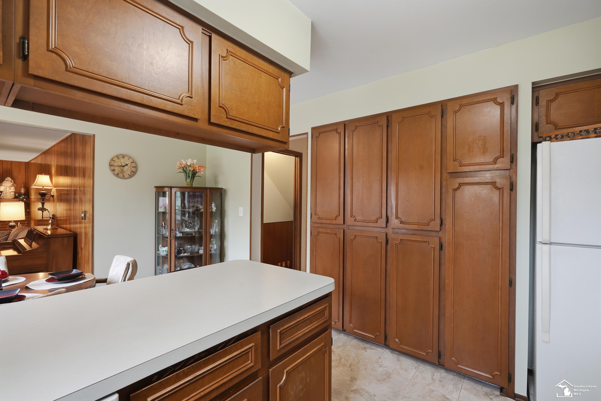 property viewer photo 16