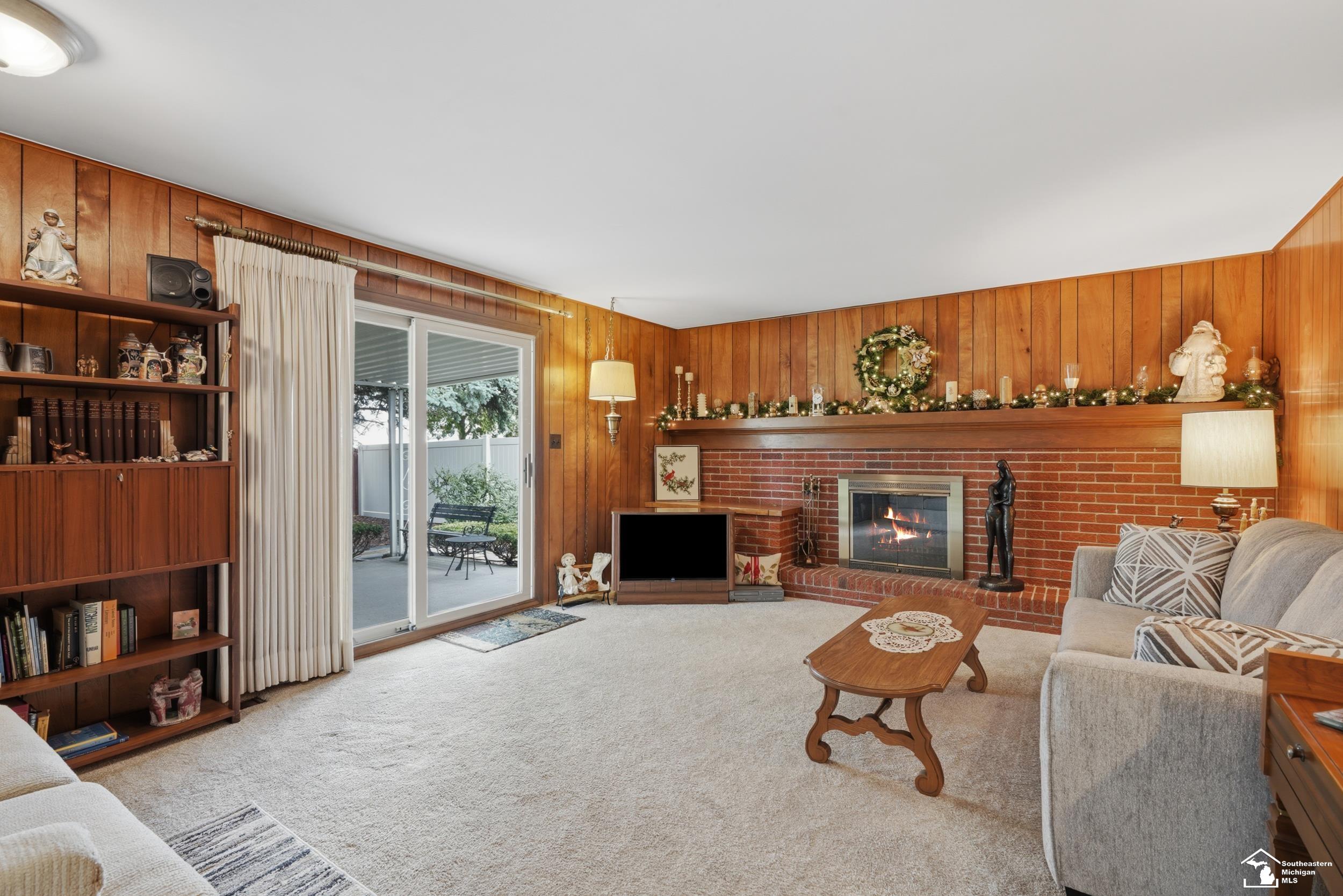 property viewer photo 18