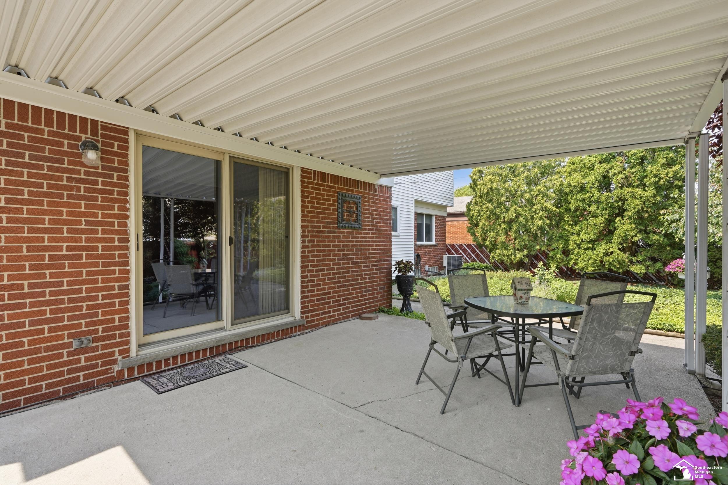 property viewer photo 40
