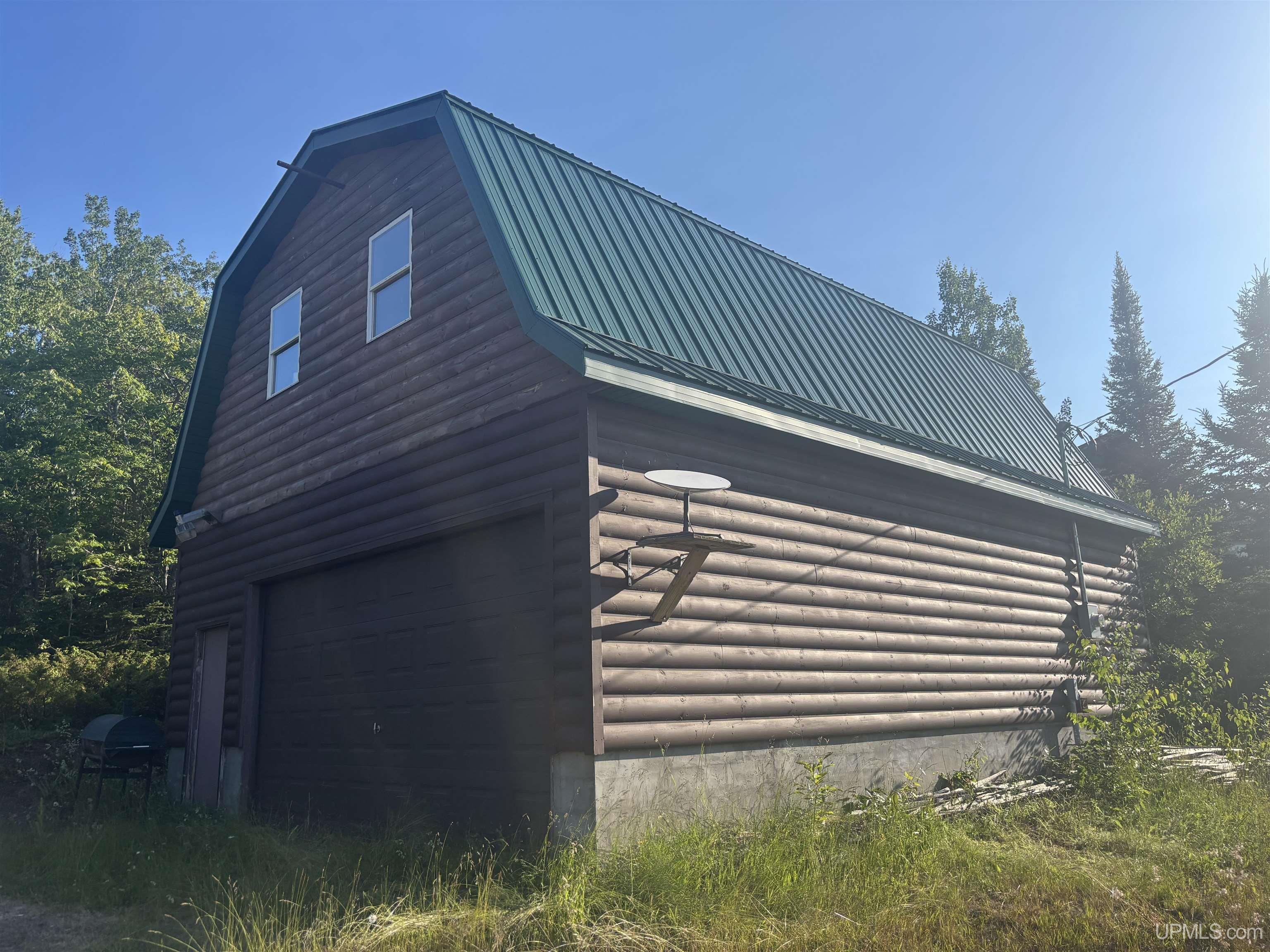 main property photo 7