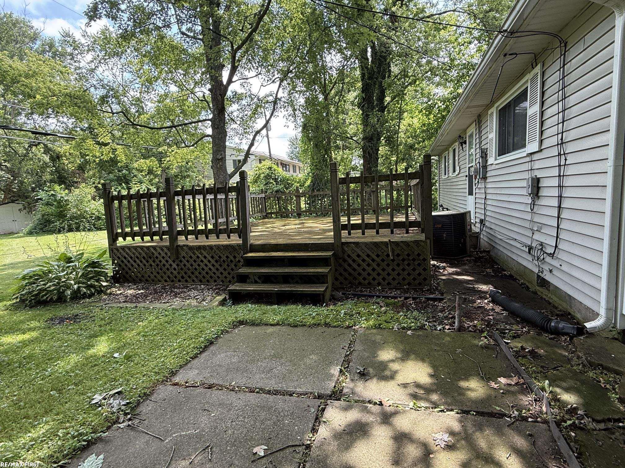main property photo 27