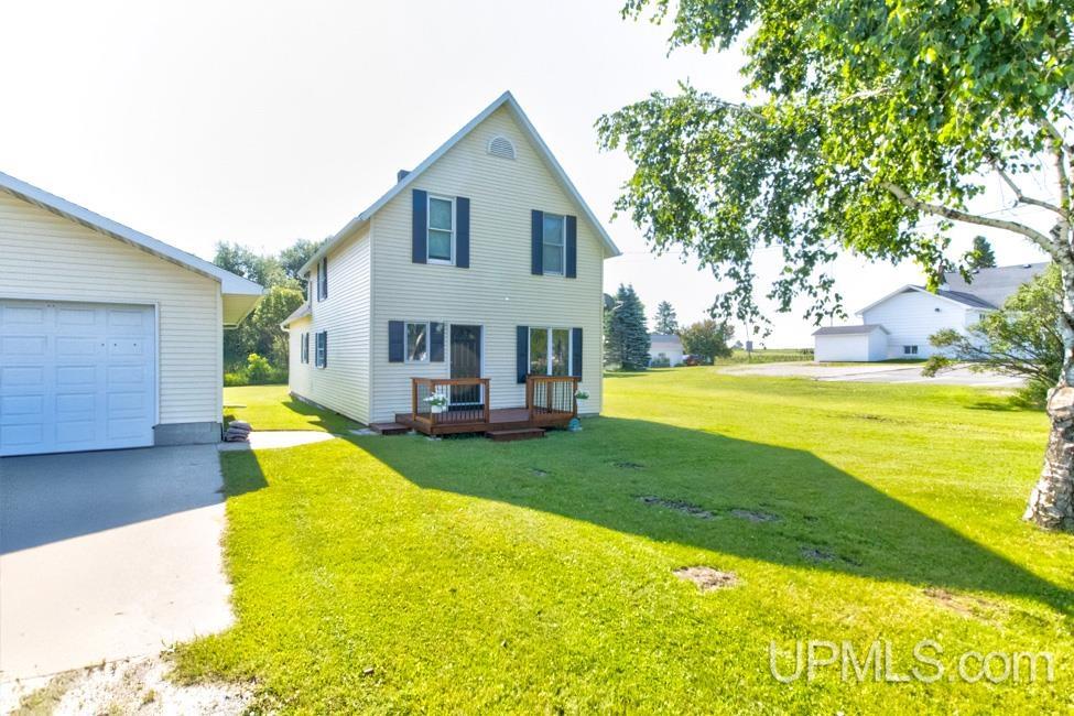main property photo 37