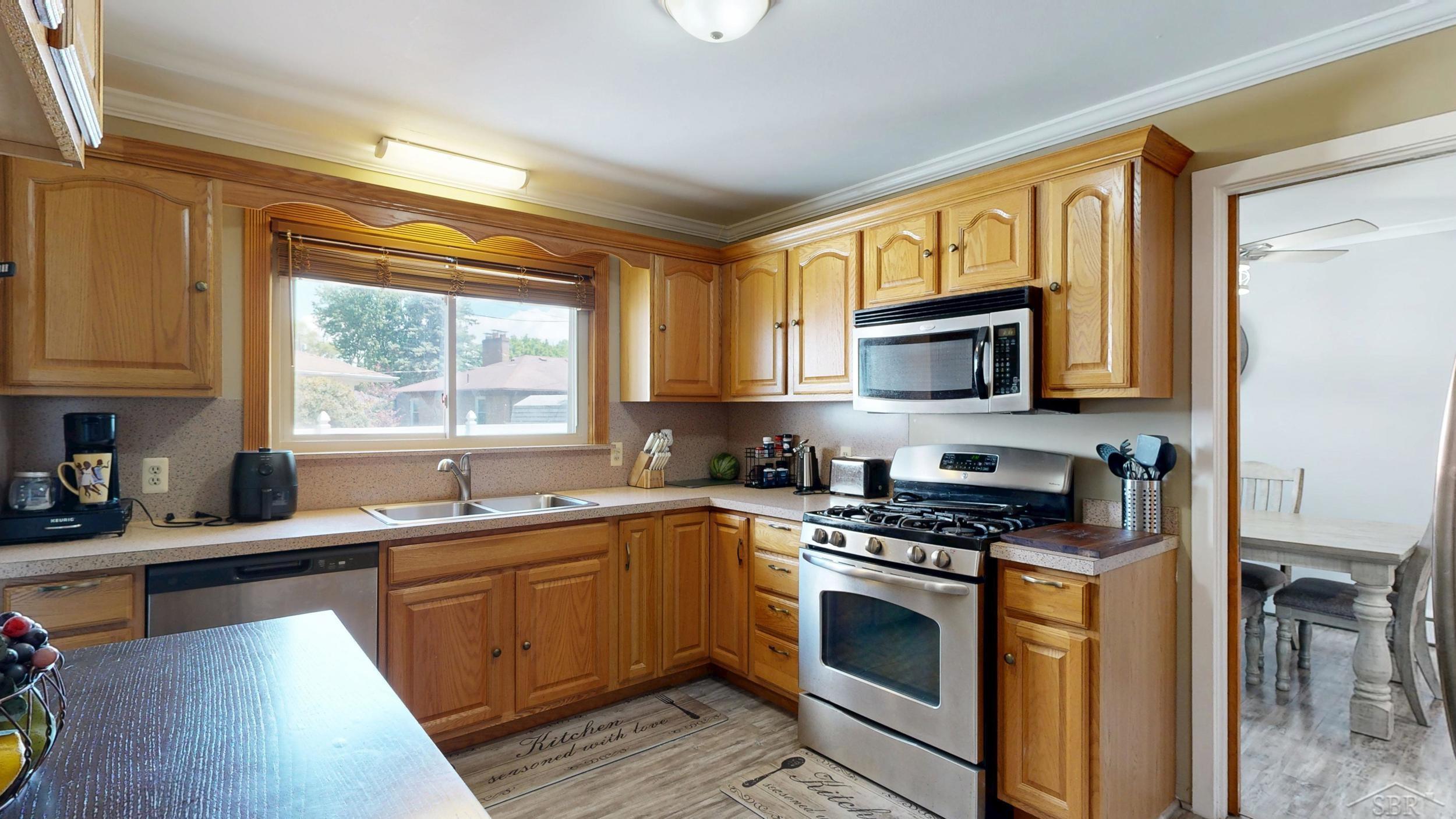 property viewer photo 19