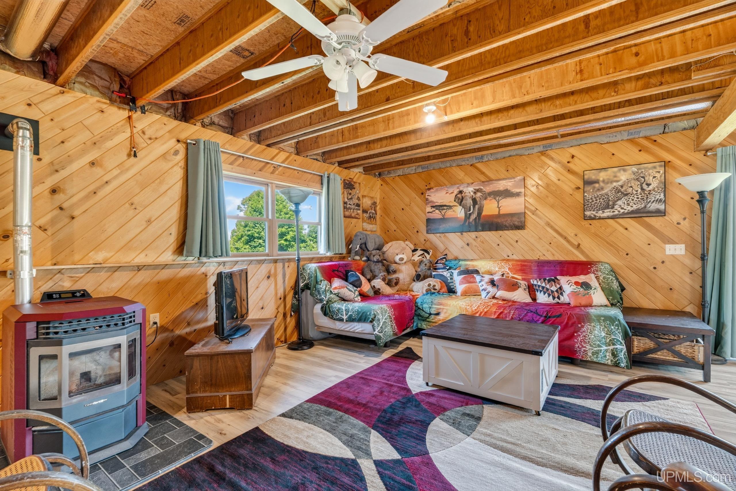 main property photo 46