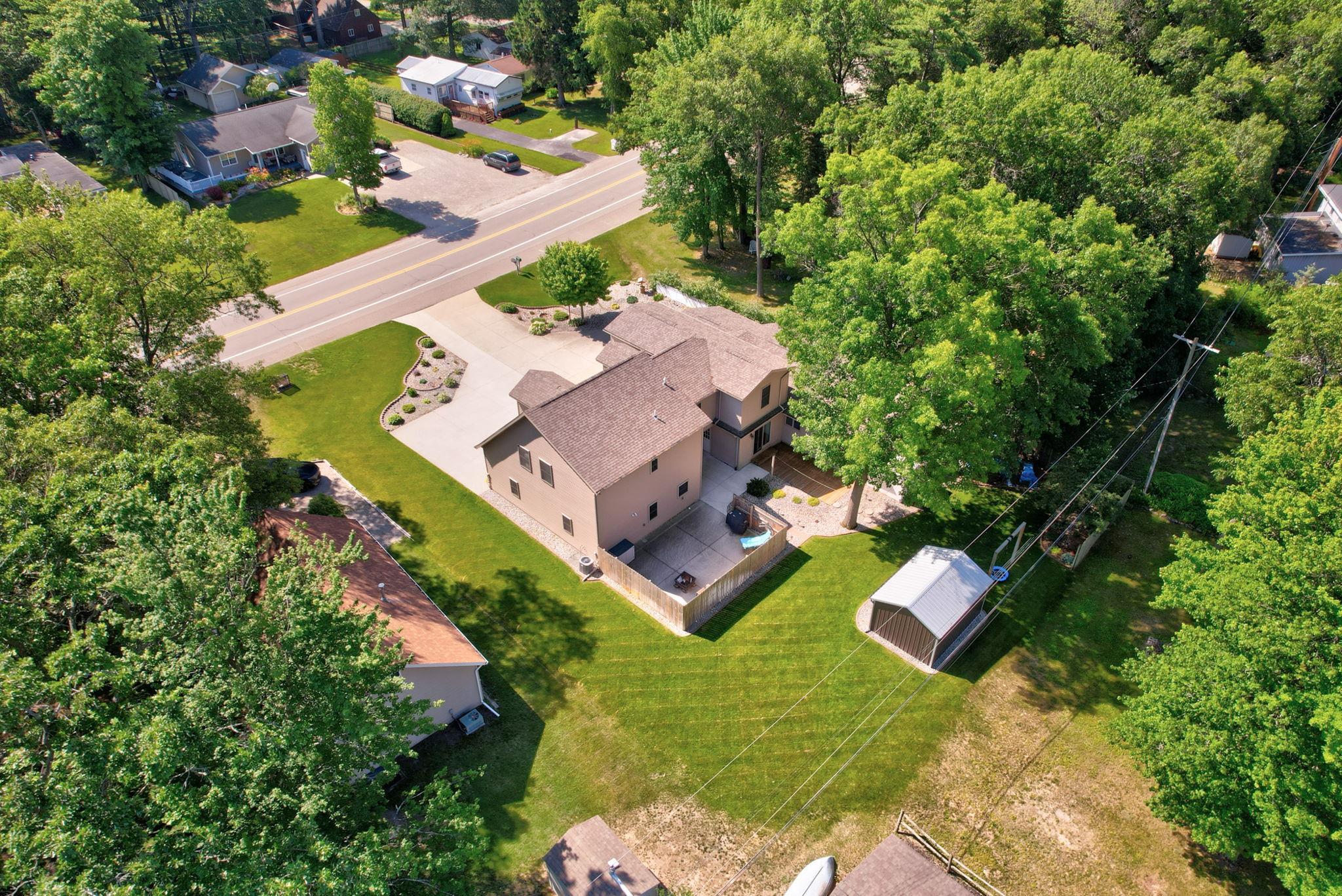 main property photo 76