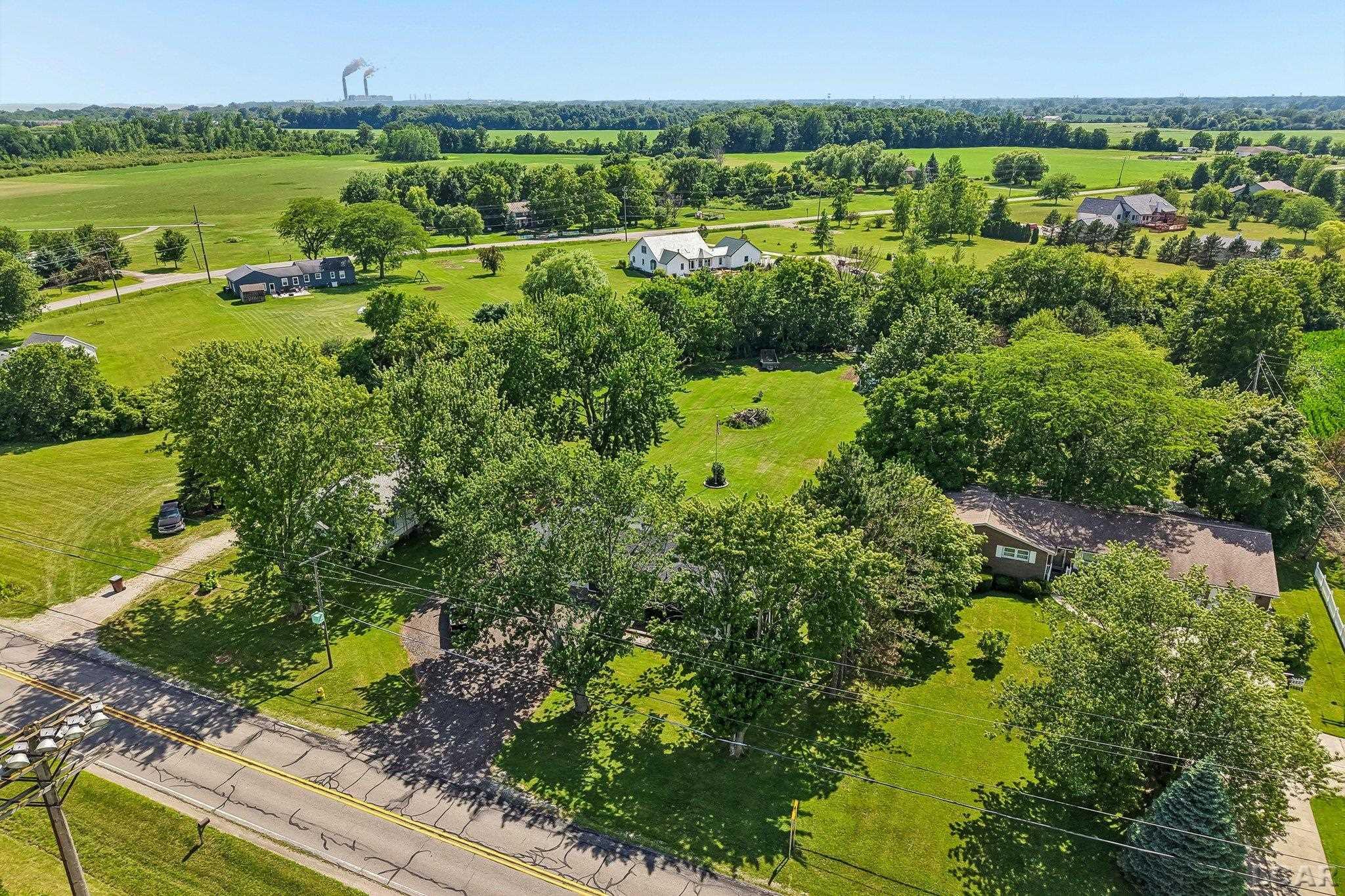 main property photo 35