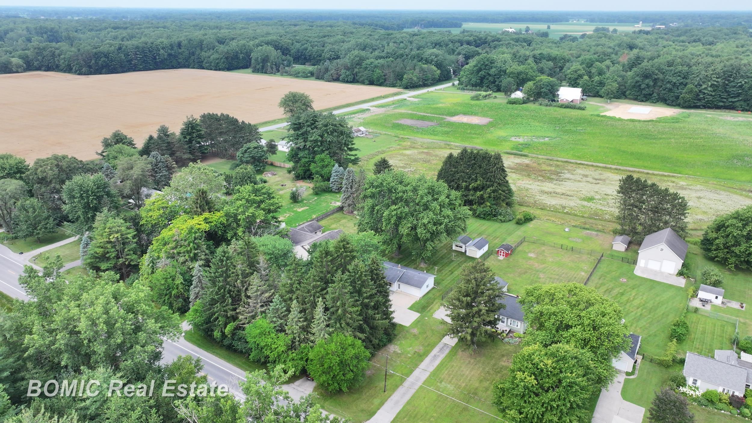 main property photo 44