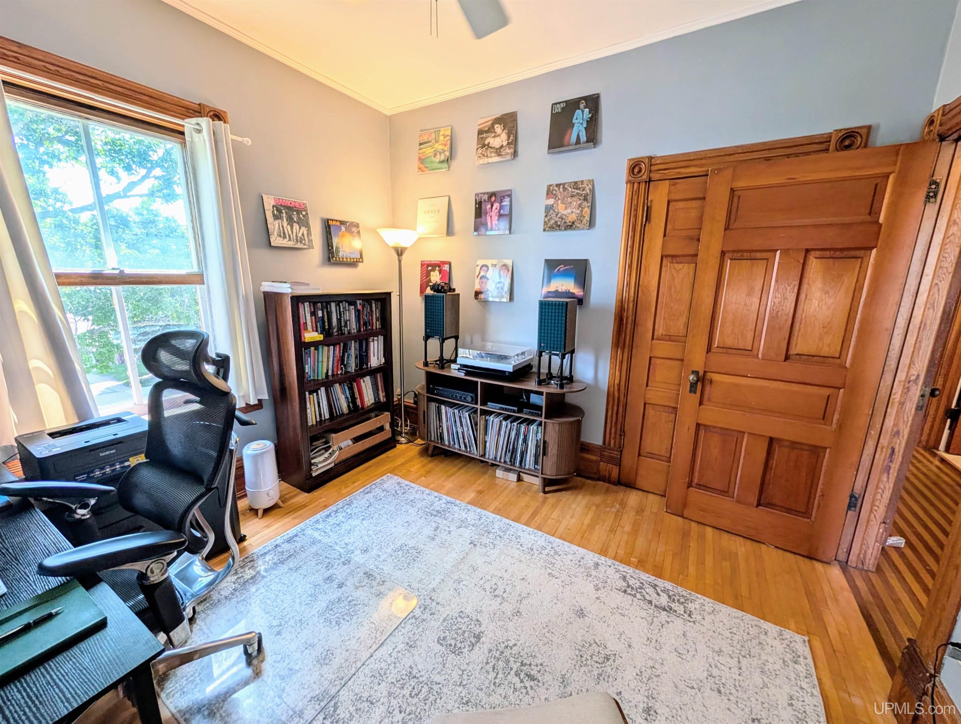 main property photo 42