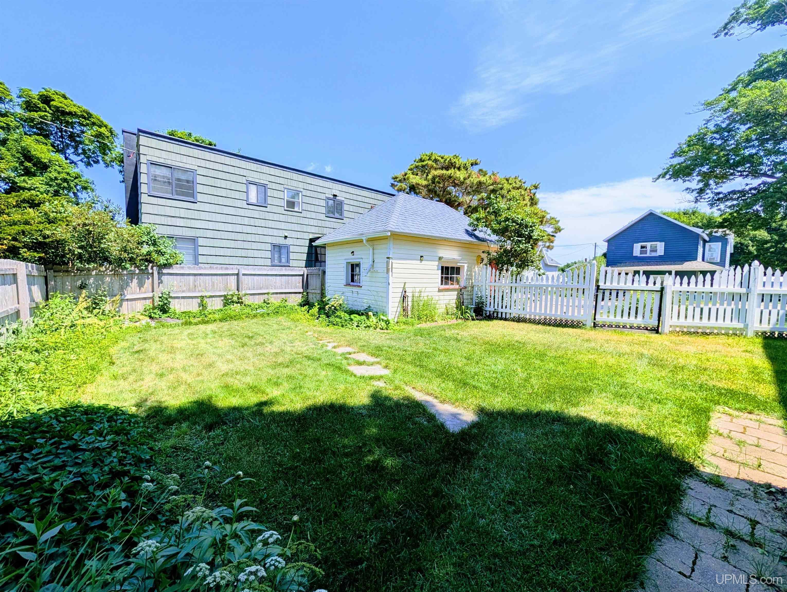 main property photo 61