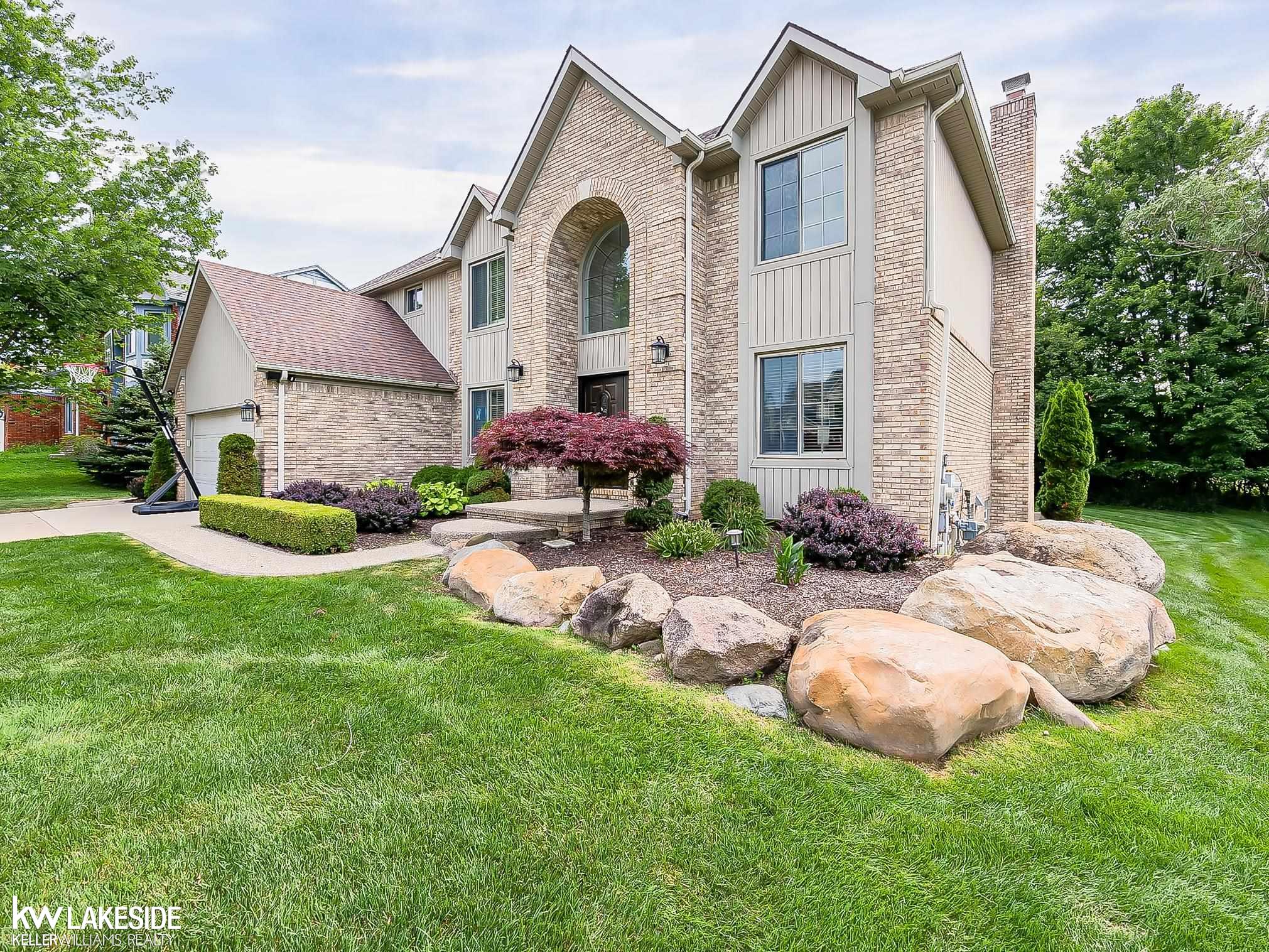 main property photo 2