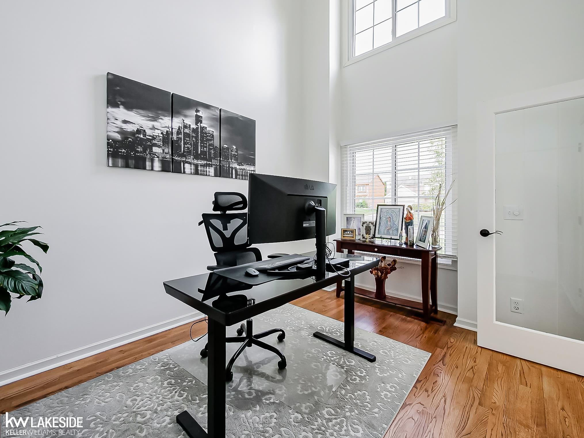main property photo 27