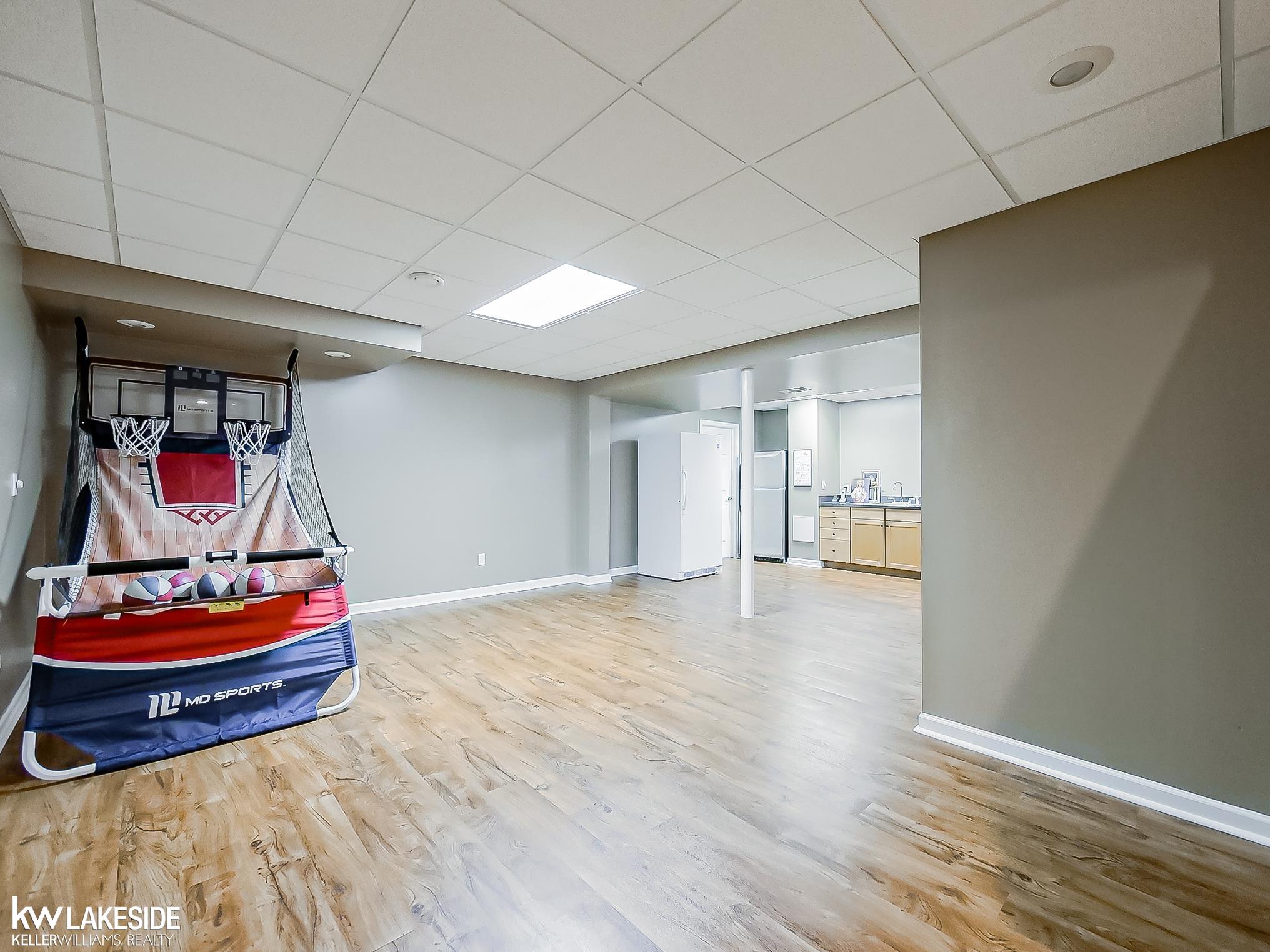 main property photo 48