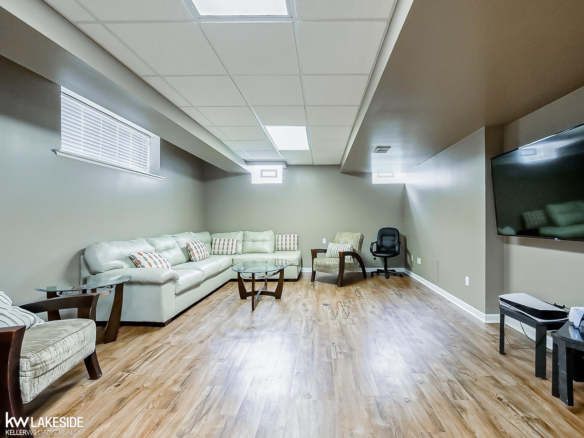 main property photo 54
