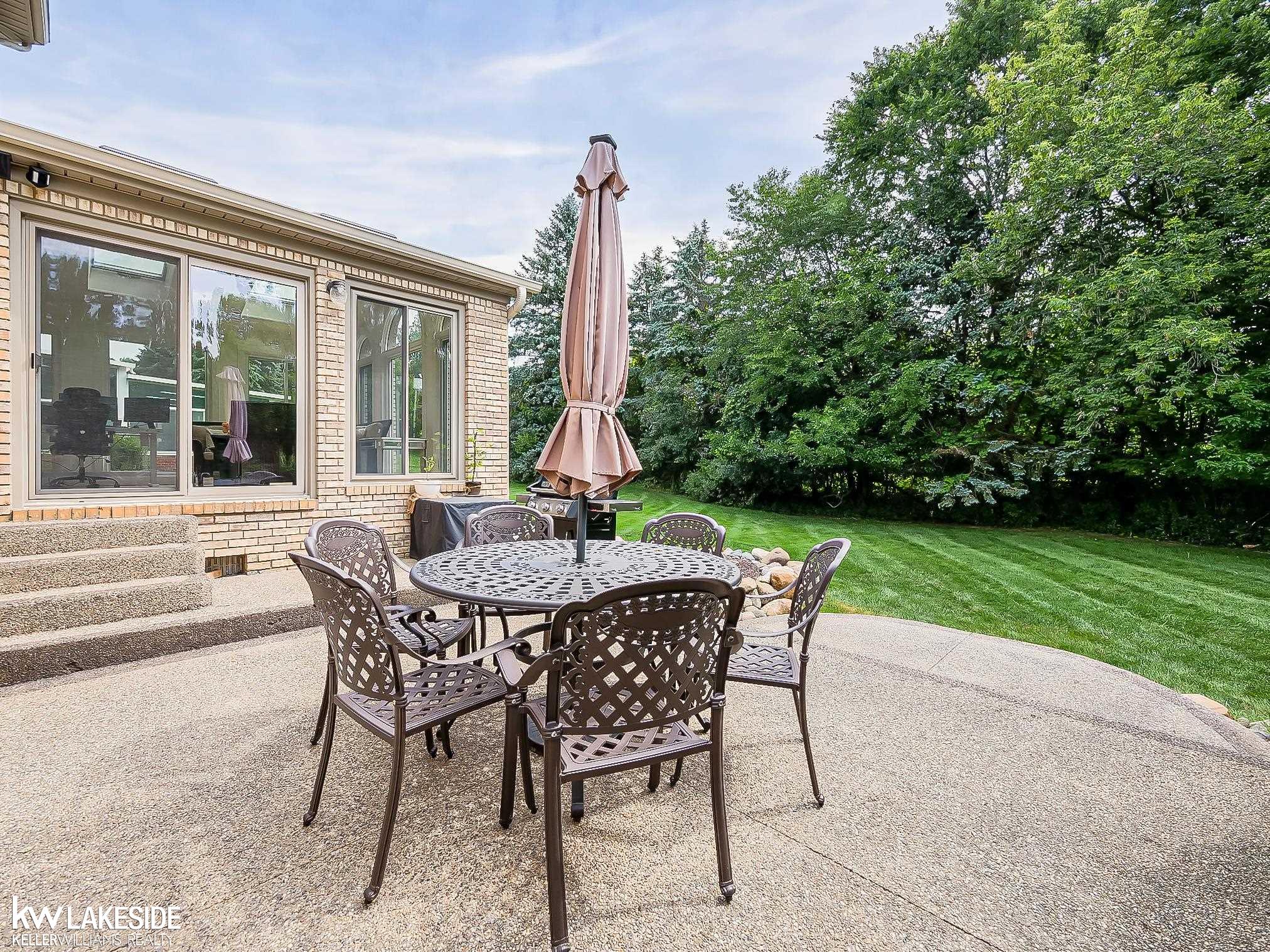 main property photo 63