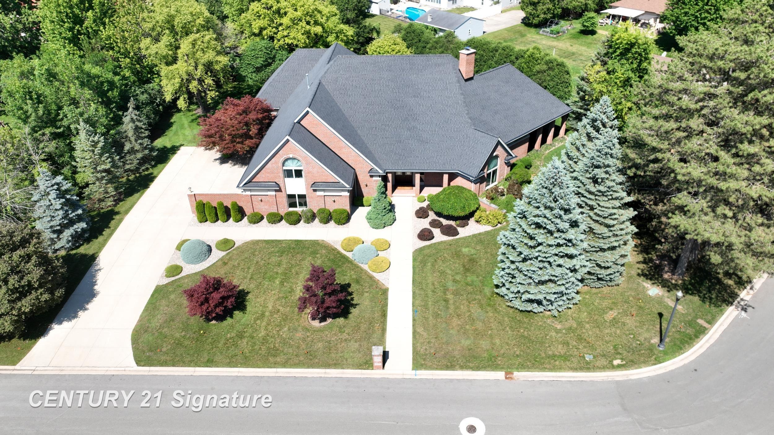 main property photo 9