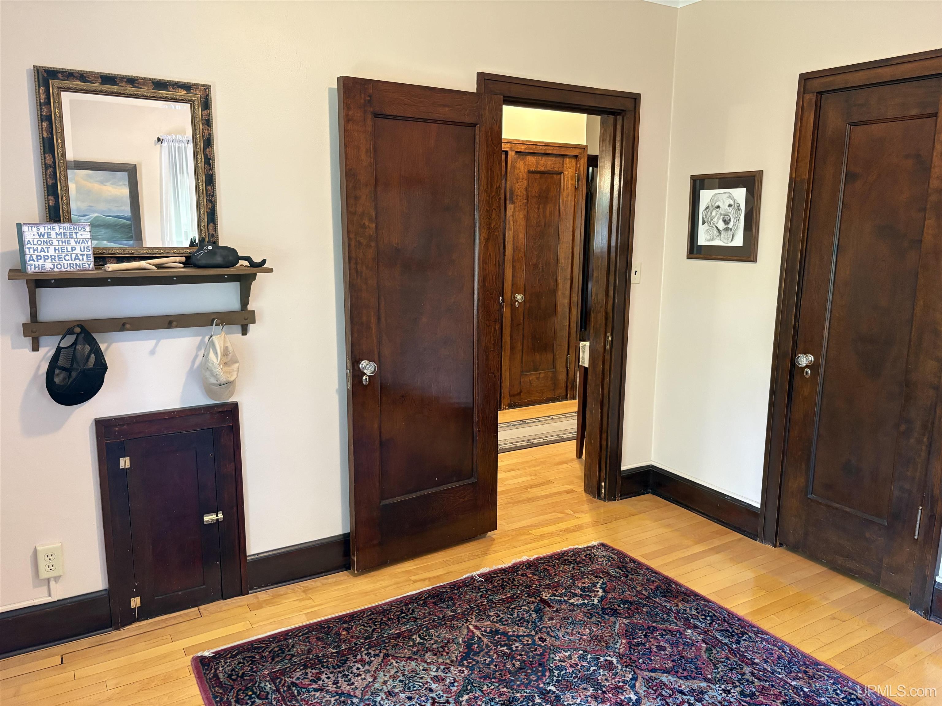main property photo 25