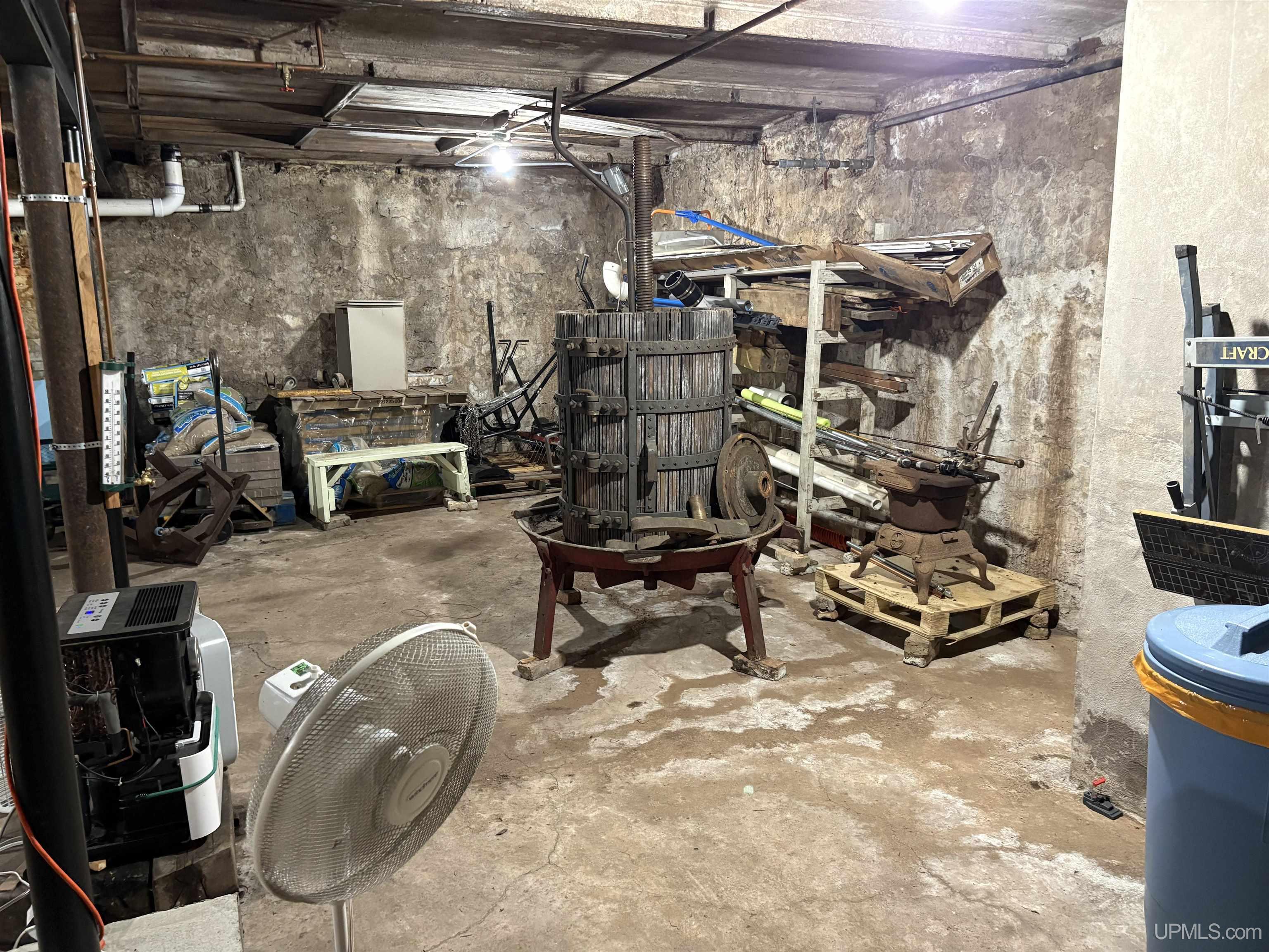 main property photo 47