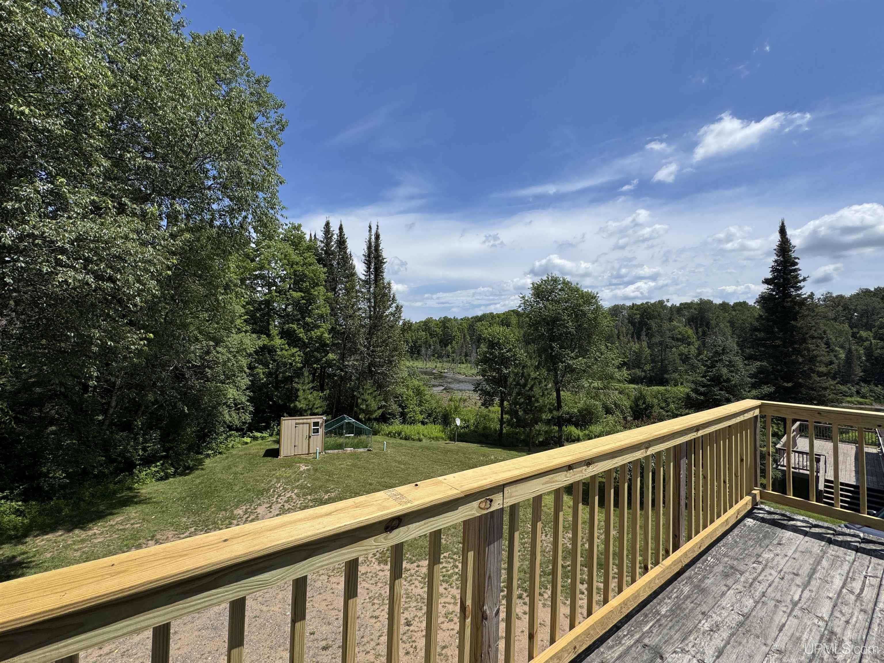 main property photo 16