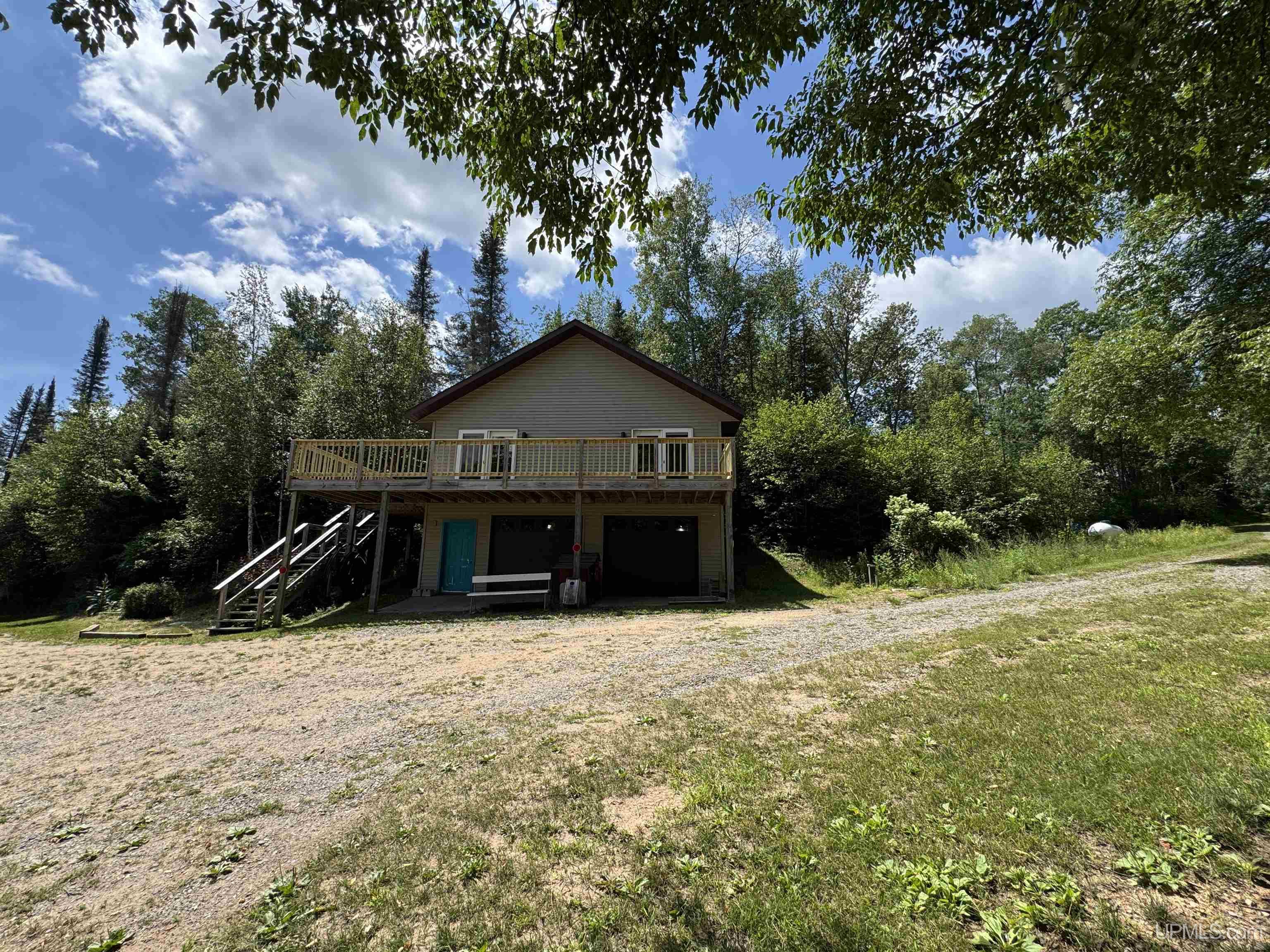 main property photo 38