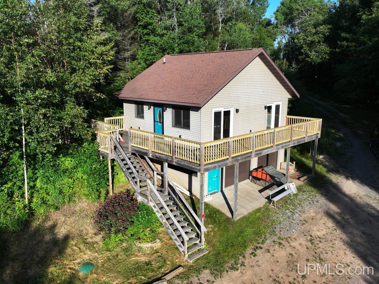 main property photo 4