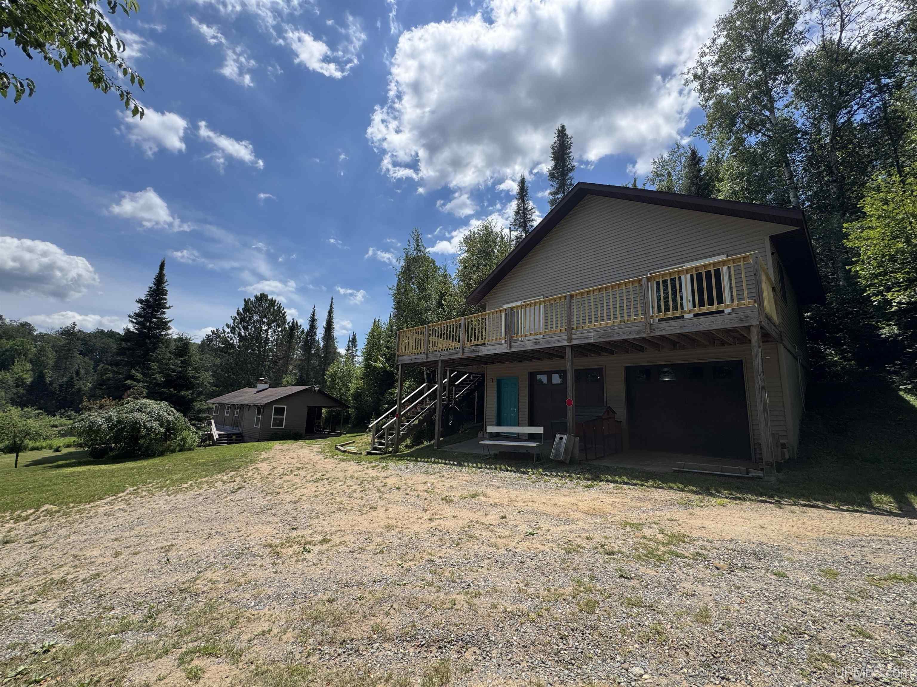 main property photo 42