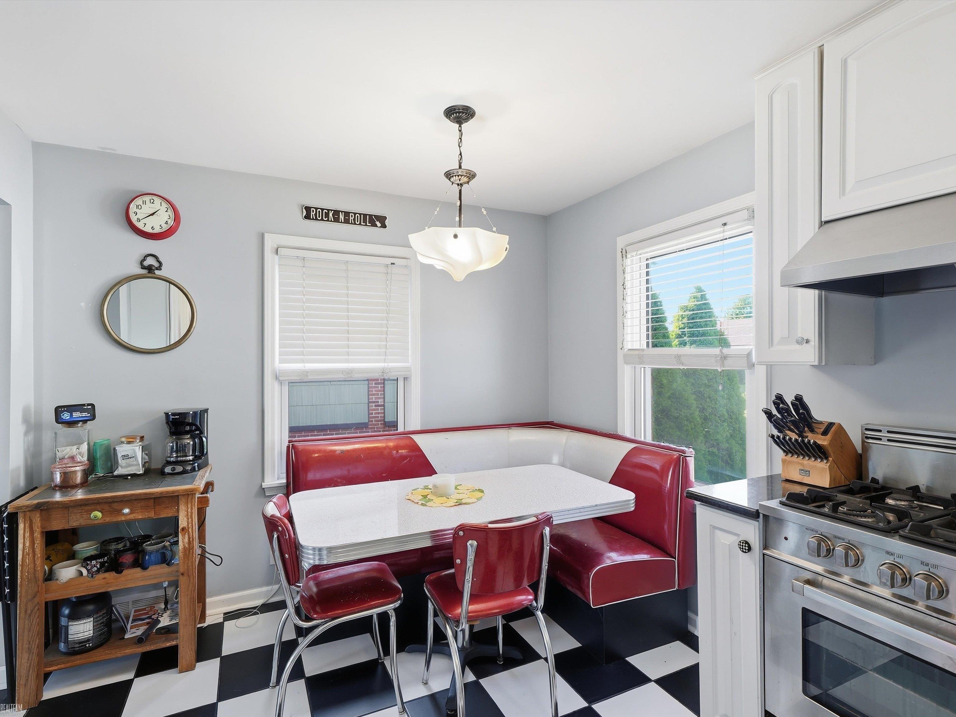 property viewer photo 20