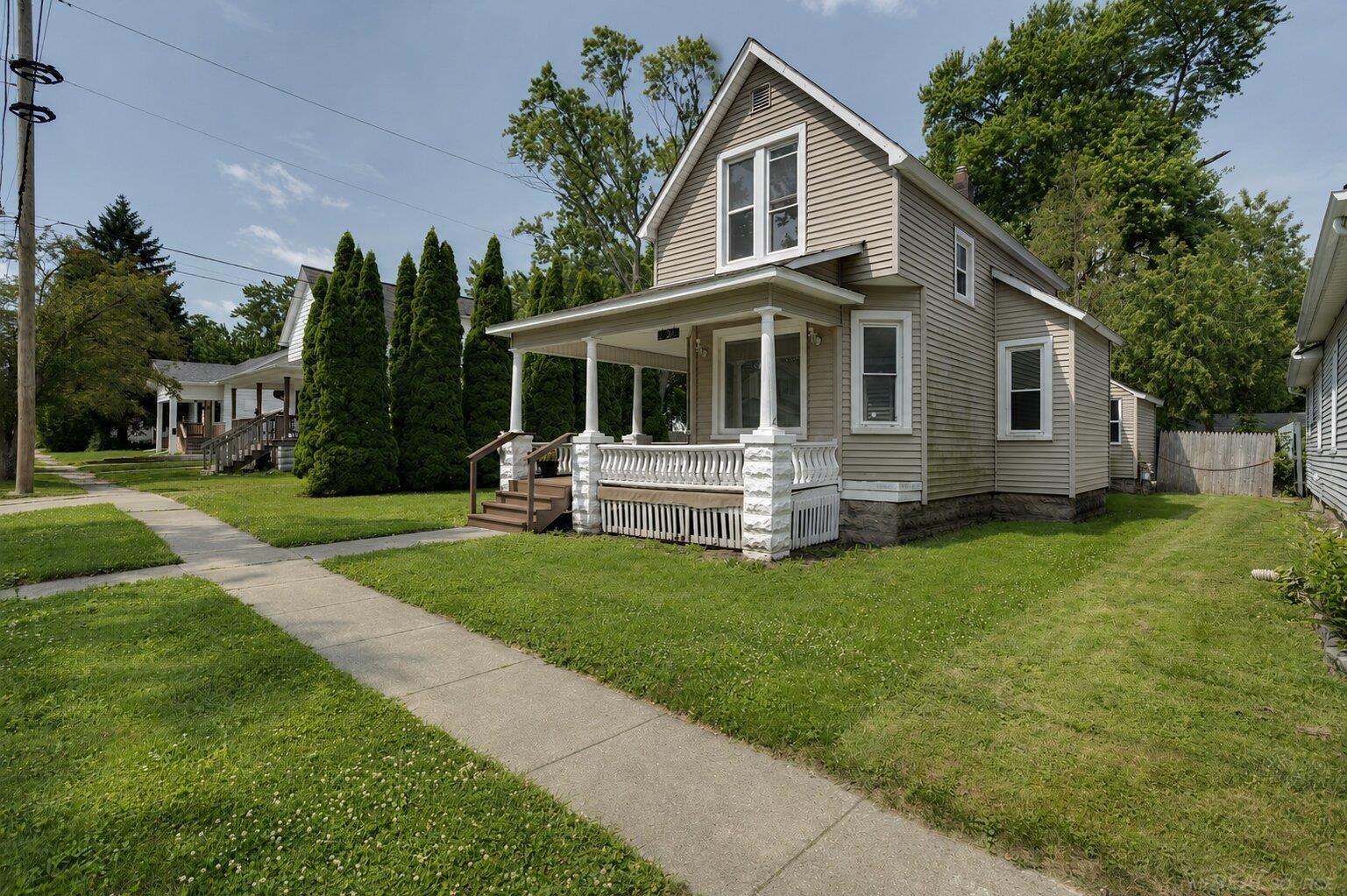 main property photo 1