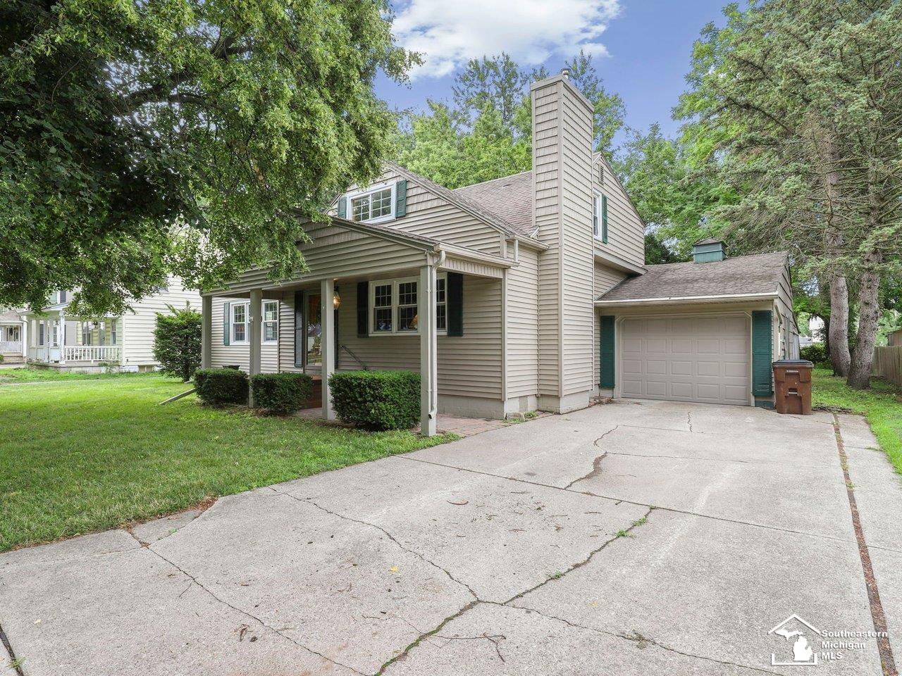 main property photo 3